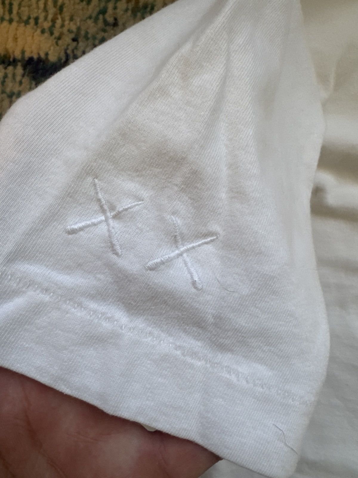 Kaws Kaws x Uniqlo Tee Shirt Size US S / EU 44-46 / 1 - 4 Thumbnail