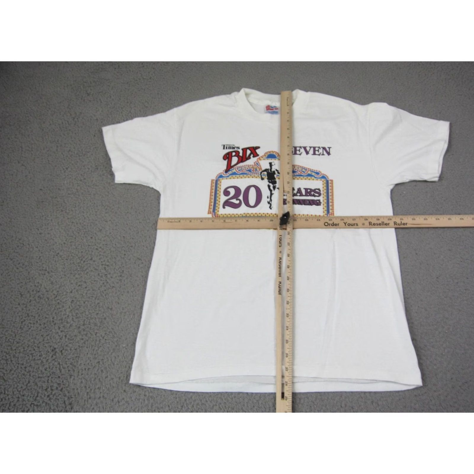 Hanes VINTAGE BIX 7 Shirt Mens Large L White 20 Years Running Marathon USA 90s Size US L / EU 52-54 / 3 - 6 Thumbnail