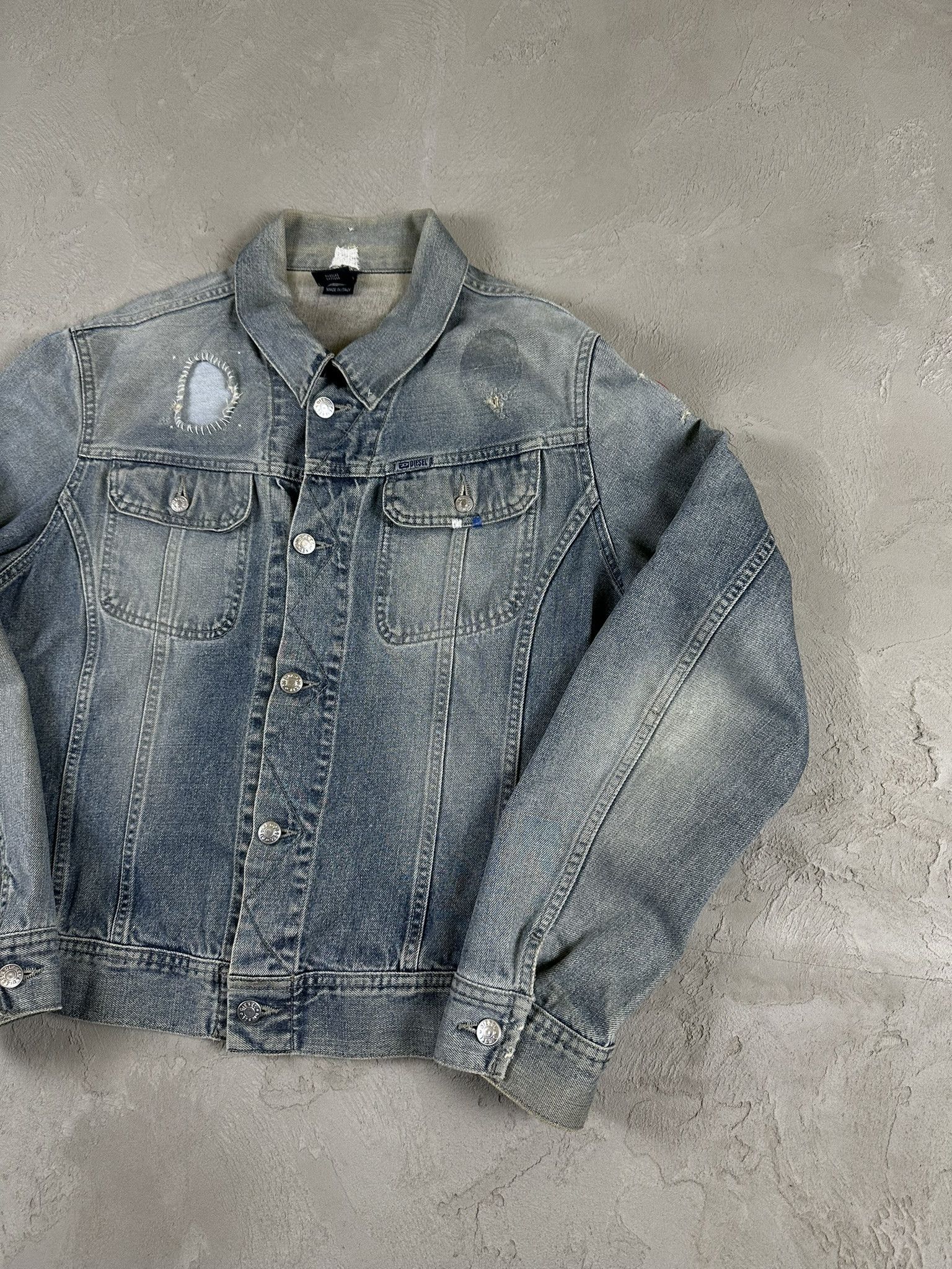 Diesel Vintage Y2k Diesel Faded Washed Denim Trucker Jacket 00s Size US M / EU 48-50 / 2 - 3 Thumbnail