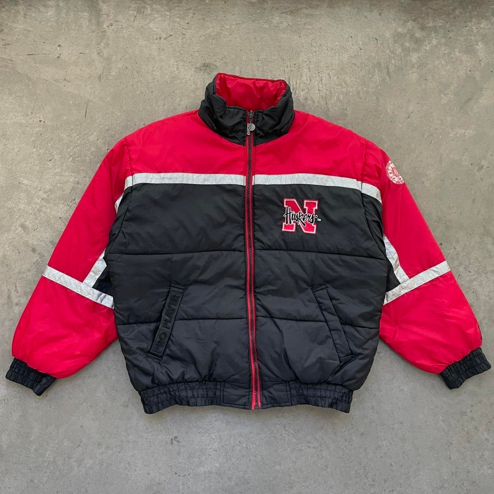 Vintage Vintage Nebraska Huskers Reversible Pro-Player Jacket Size US XL / EU 56 / 4 - 1 Thumbnail