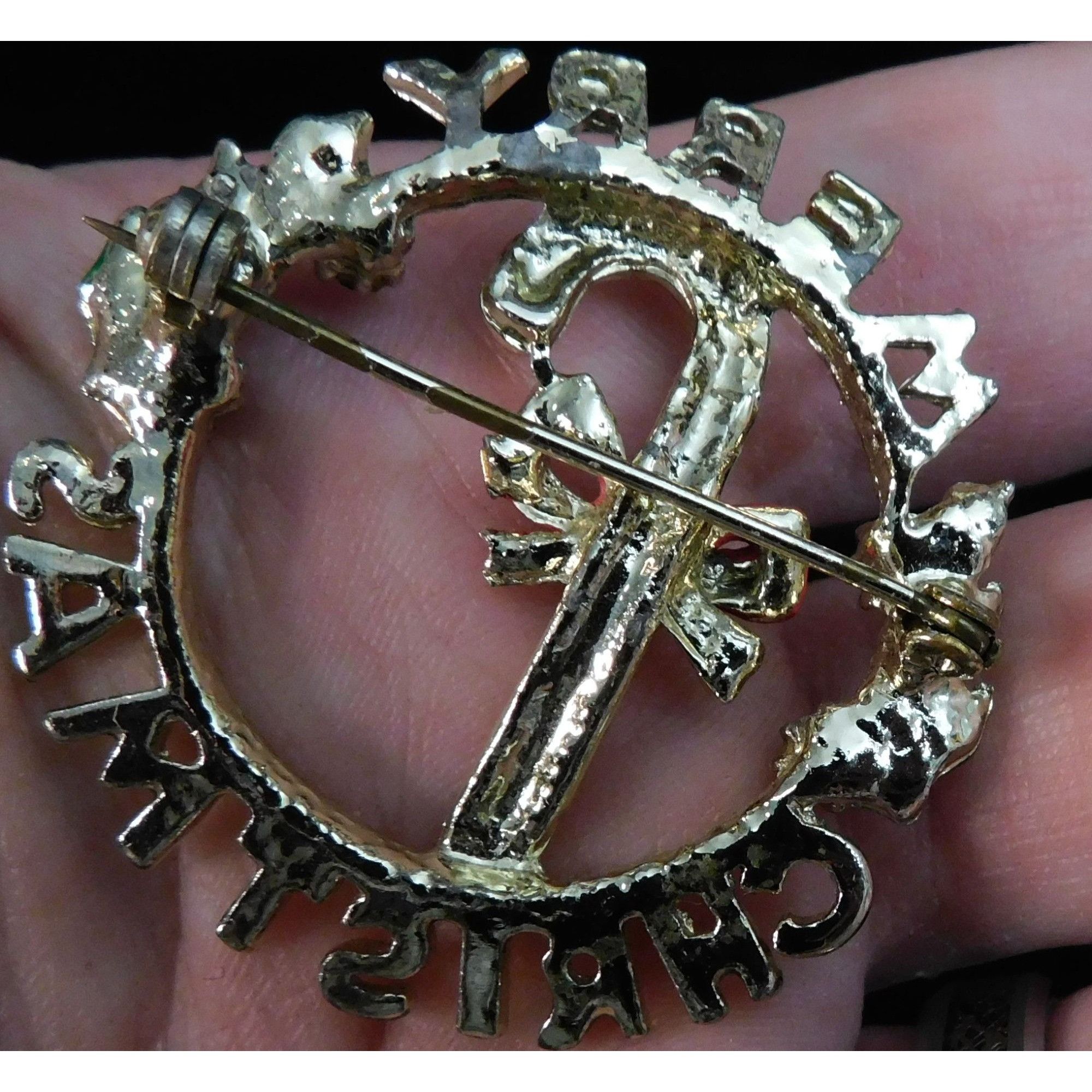 Other Vintage Merry Candy Cane Wreath Christmas Brooch Size ONE SIZE - 3 Thumbnail