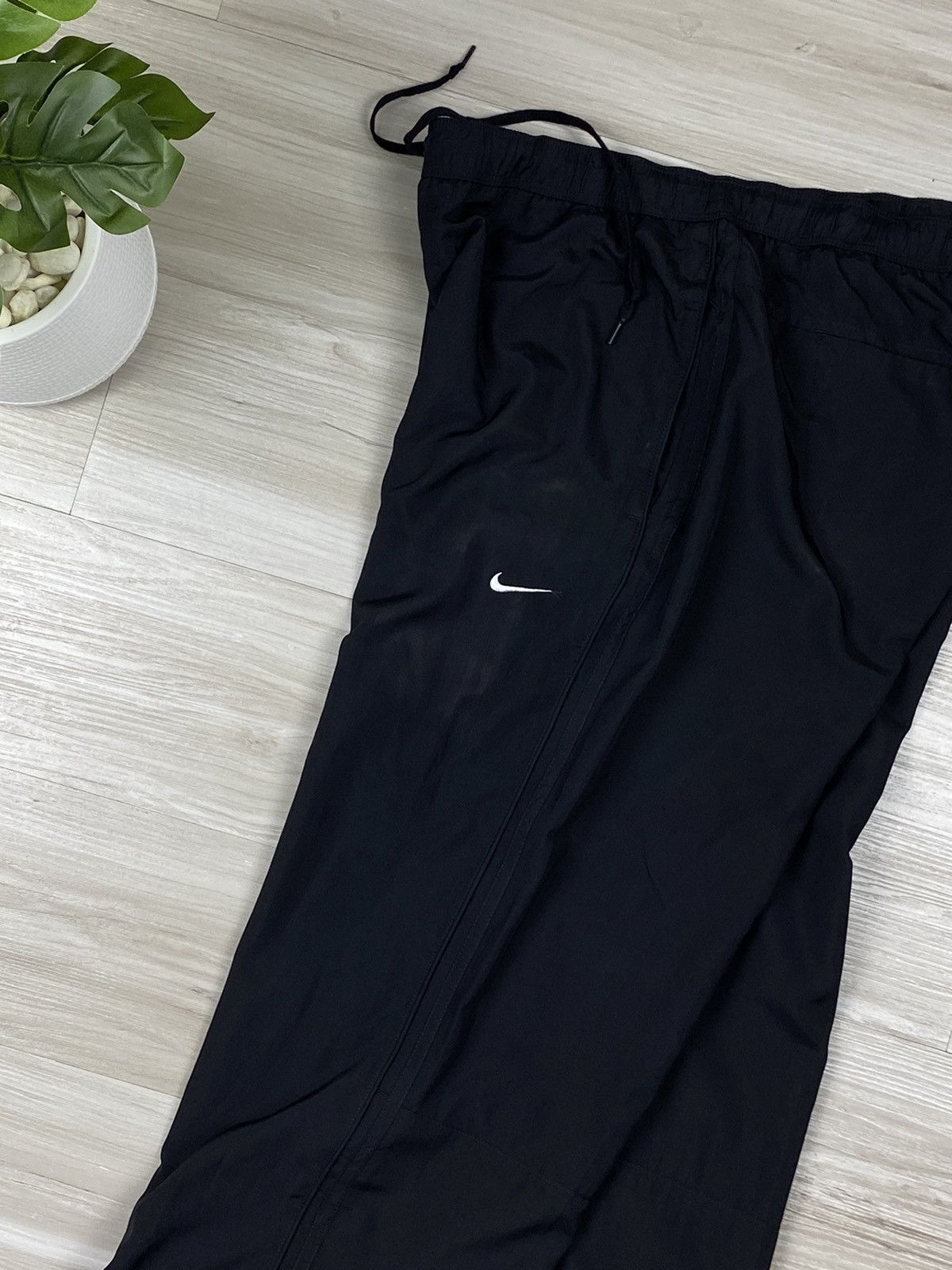 Nike × Vintage Nike Y2K swoosh Vintage Nylon Track Pants Drill Track Size US 34 / EU 50 - 7 Thumbnail