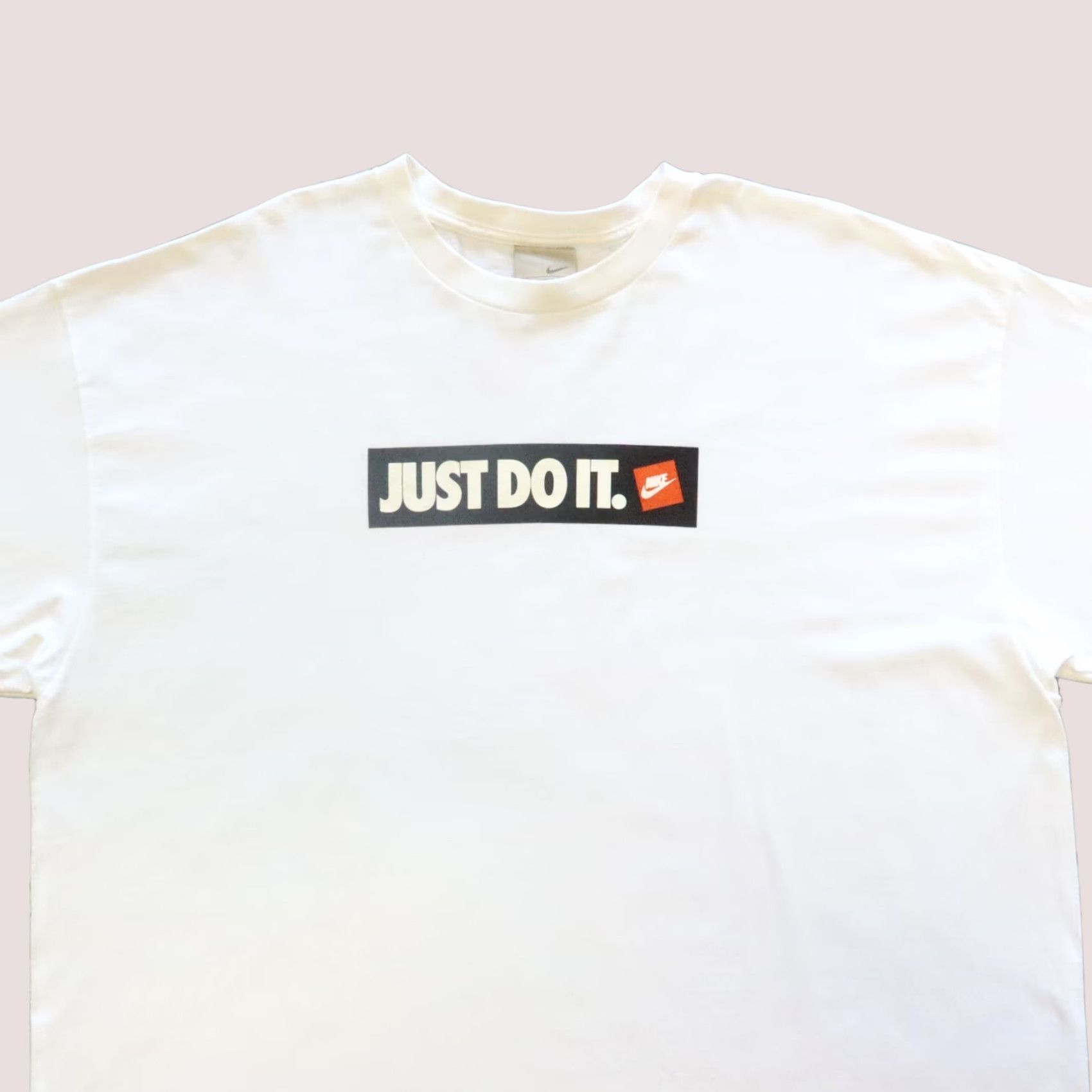 Nike VINTAGE Nike Just Do It TShirt Shirt XL 2XL White Men Tshirt Short Sleeve 2000s Mens Size US XXL / EU 58 / 5 - 1 Thumbnail