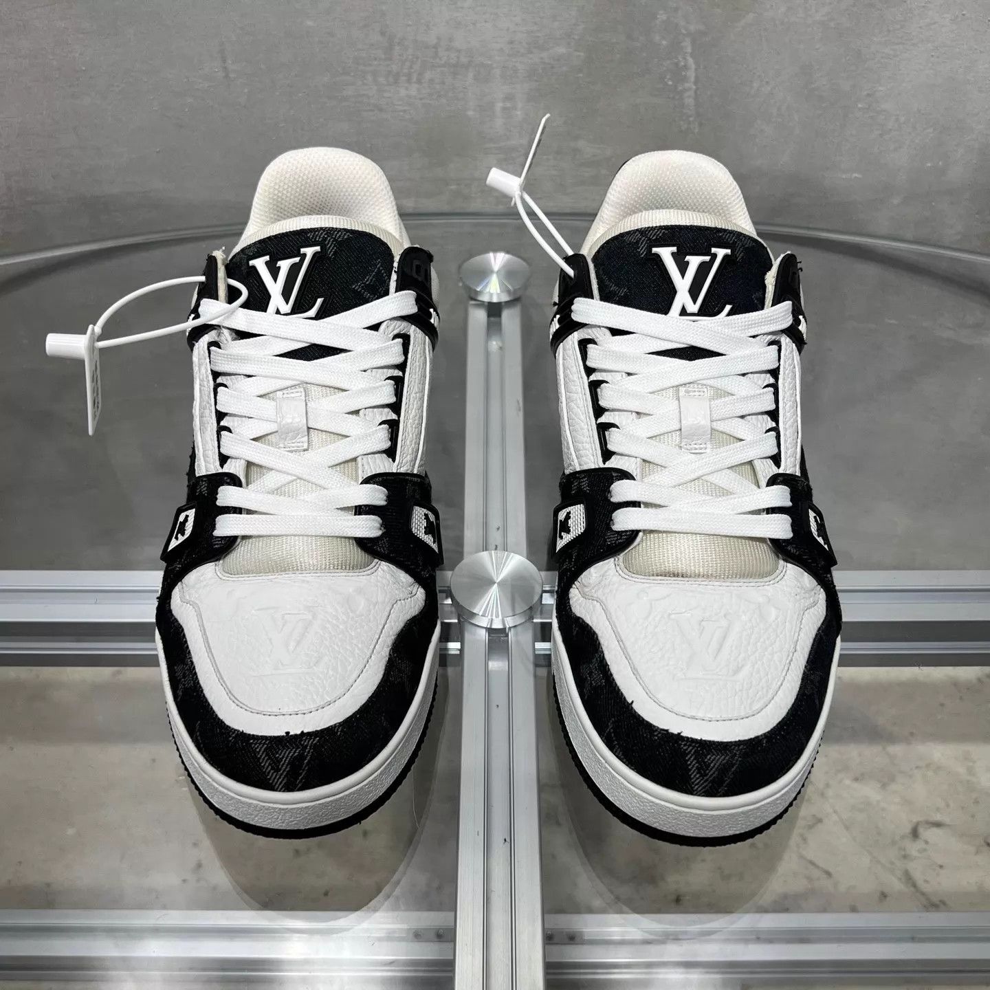 Louis Vuitton LV Trainer Black & White Denim UK7.5/41.5 Size US 8.5 / EU 41-42 - 1 Thumbnail