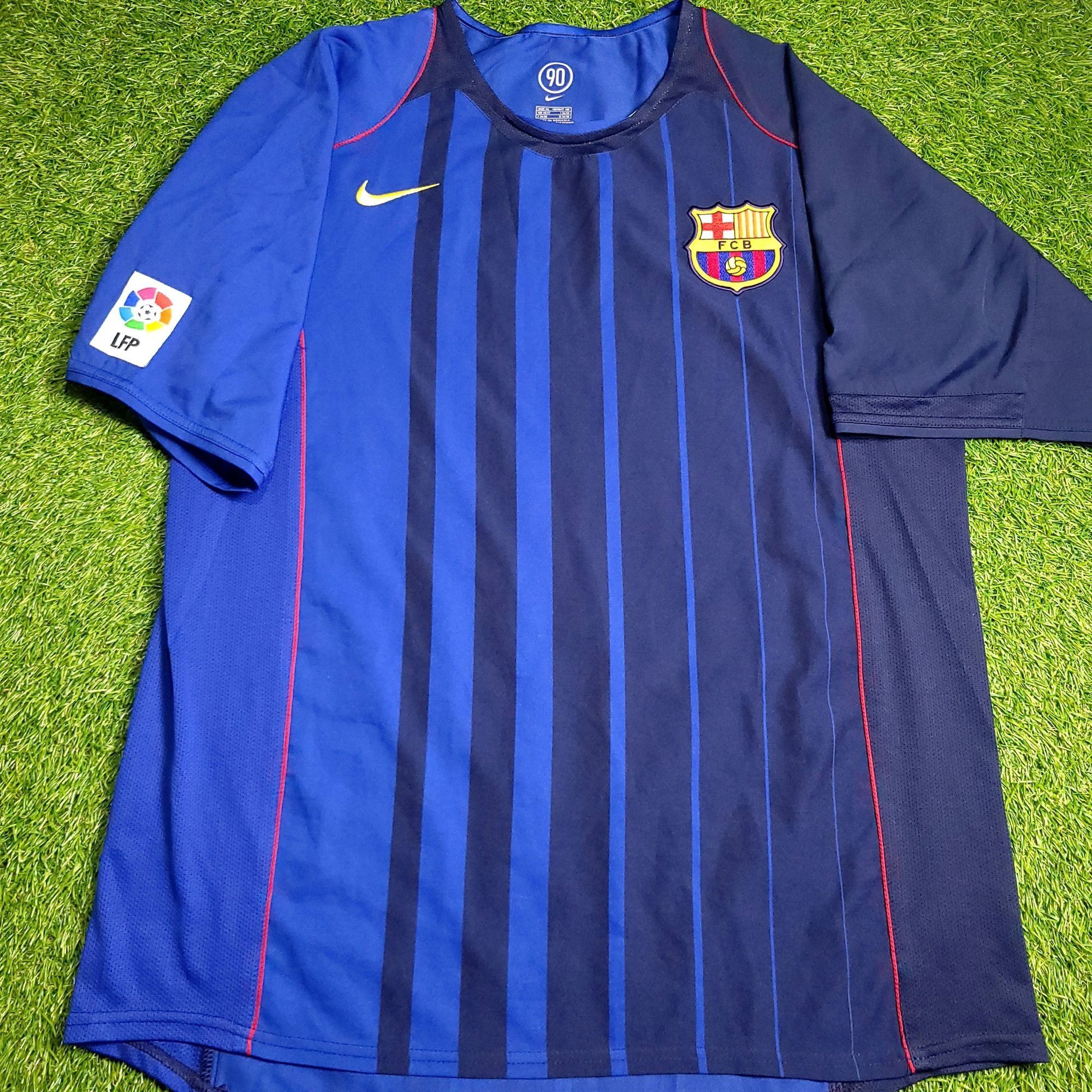 Nike Ronaldinho Barcelona 2004 2005 Away Soccer Jersey XL Size US XL / EU 56 / 4 - 2 Thumbnail