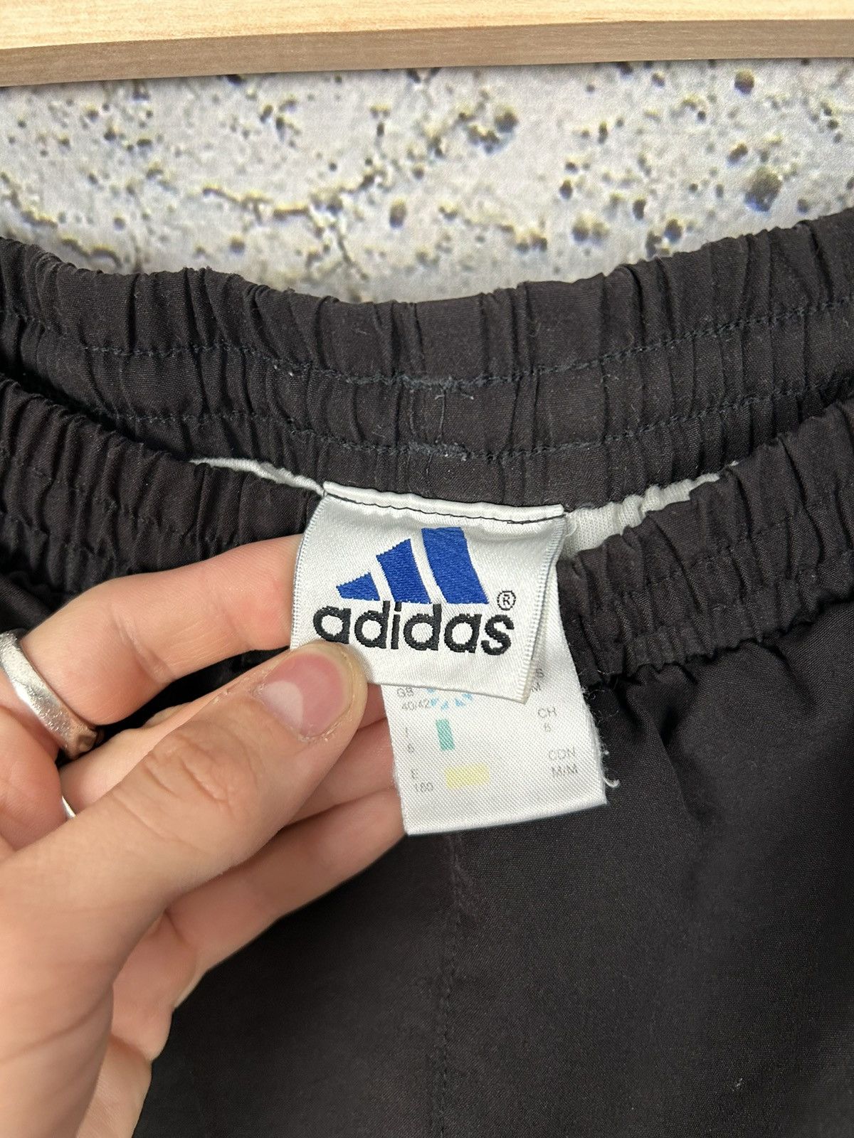 Adidas Vintage Adidas 90s Shorts Sportswear Hype Retro Size US 32 / EU 48 - 4 Thumbnail