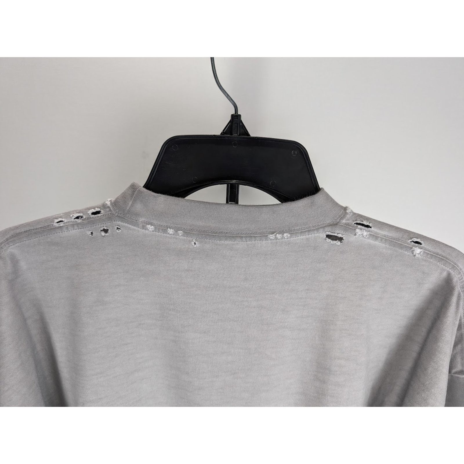Balenciaga o1rshd1 Long Sleeve T-Shirt in Gray Size US L / EU 52-54 / 3 - 13 Thumbnail