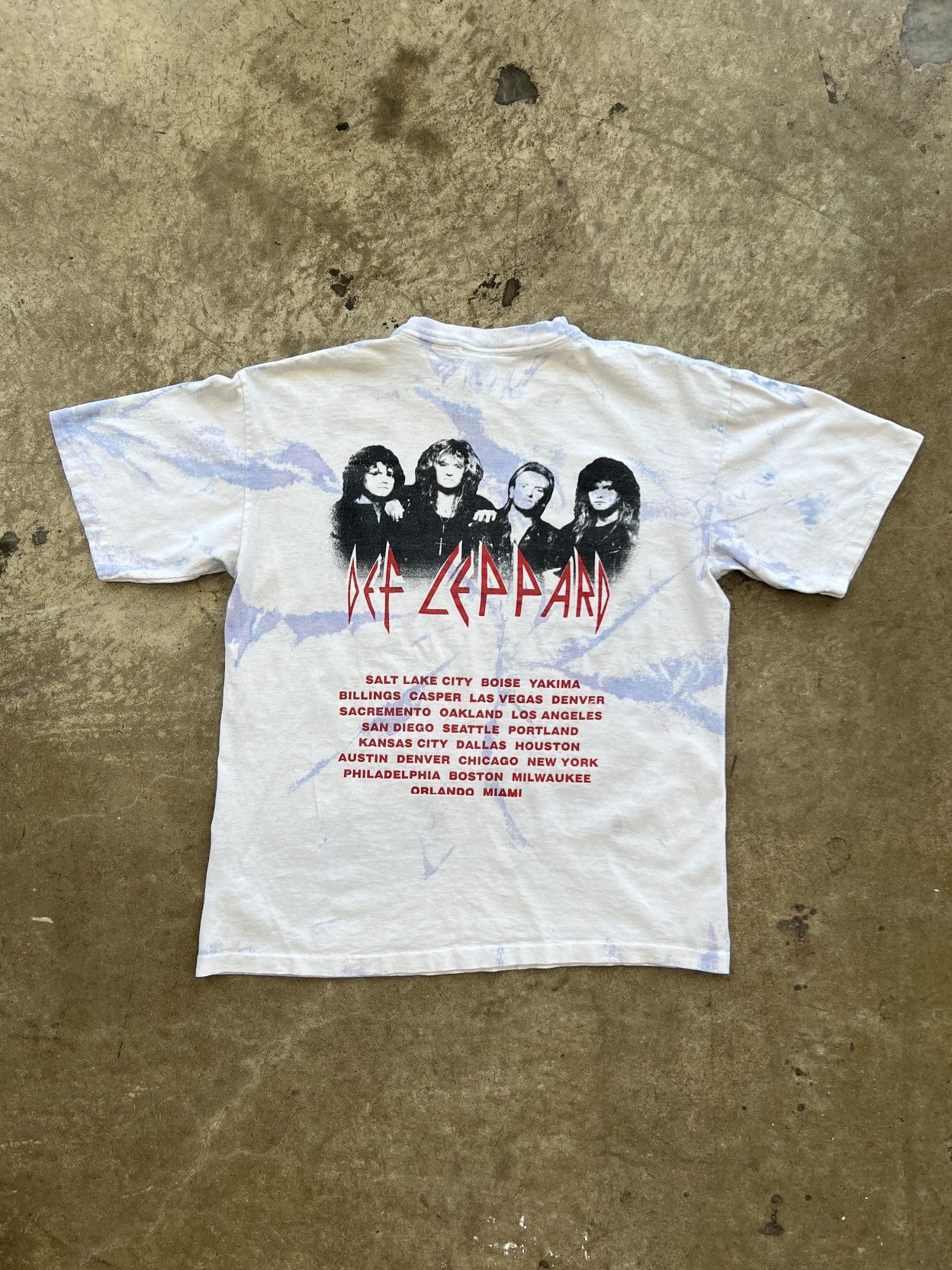 Band Tees Vintage 1992 Def Leppard Adrenalize Tour Bootleg Tee Medium Size US M / EU 48-50 / 2 - 5 Thumbnail