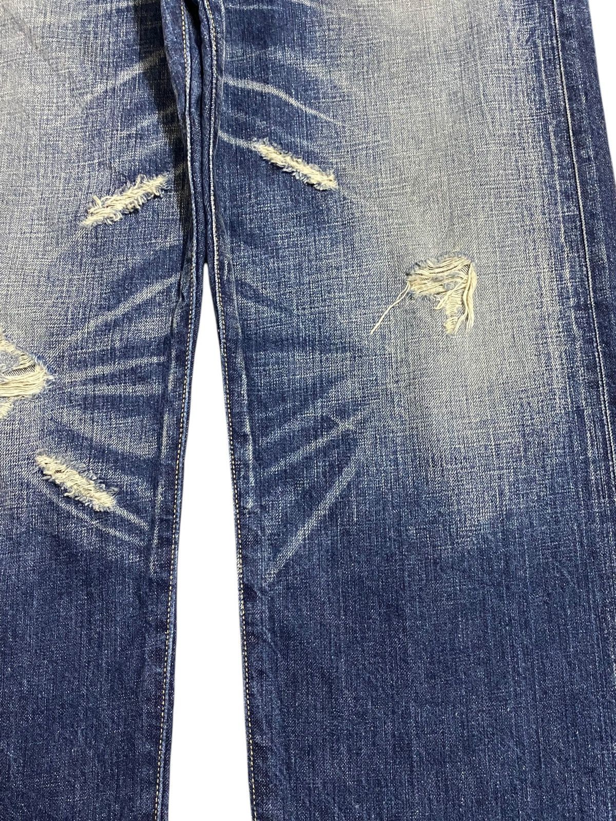 Levi's Vintage Clothing Vintage Levis501 Y2K Faded Distressed Style Loose Jeans Size US 35 - 10 Thumbnail