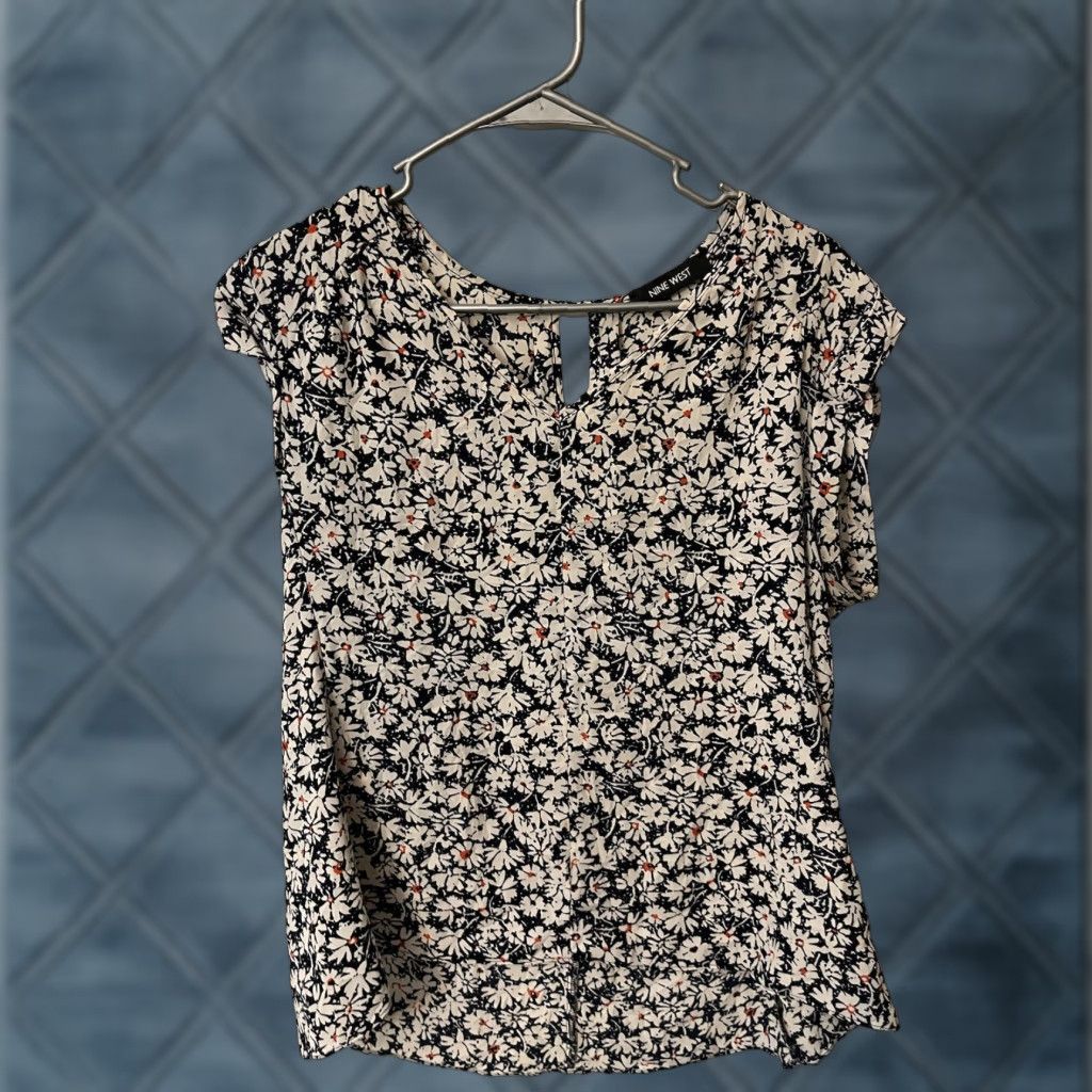 Nine West Nine West Blouse Womens S Multicolor Floral Short Sleeve Crew Neck Colorful Size S / US 4 / IT 40 - 1 Thumbnail