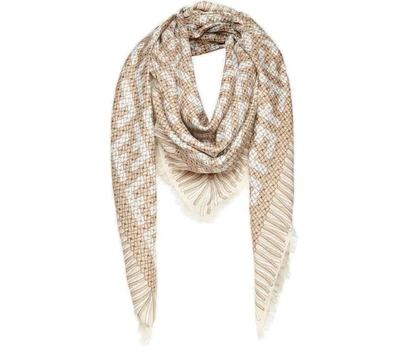 Fendi o1loc1c0824 Size: OS / Scarf in Beige Size ONE SIZE - 1 Preview