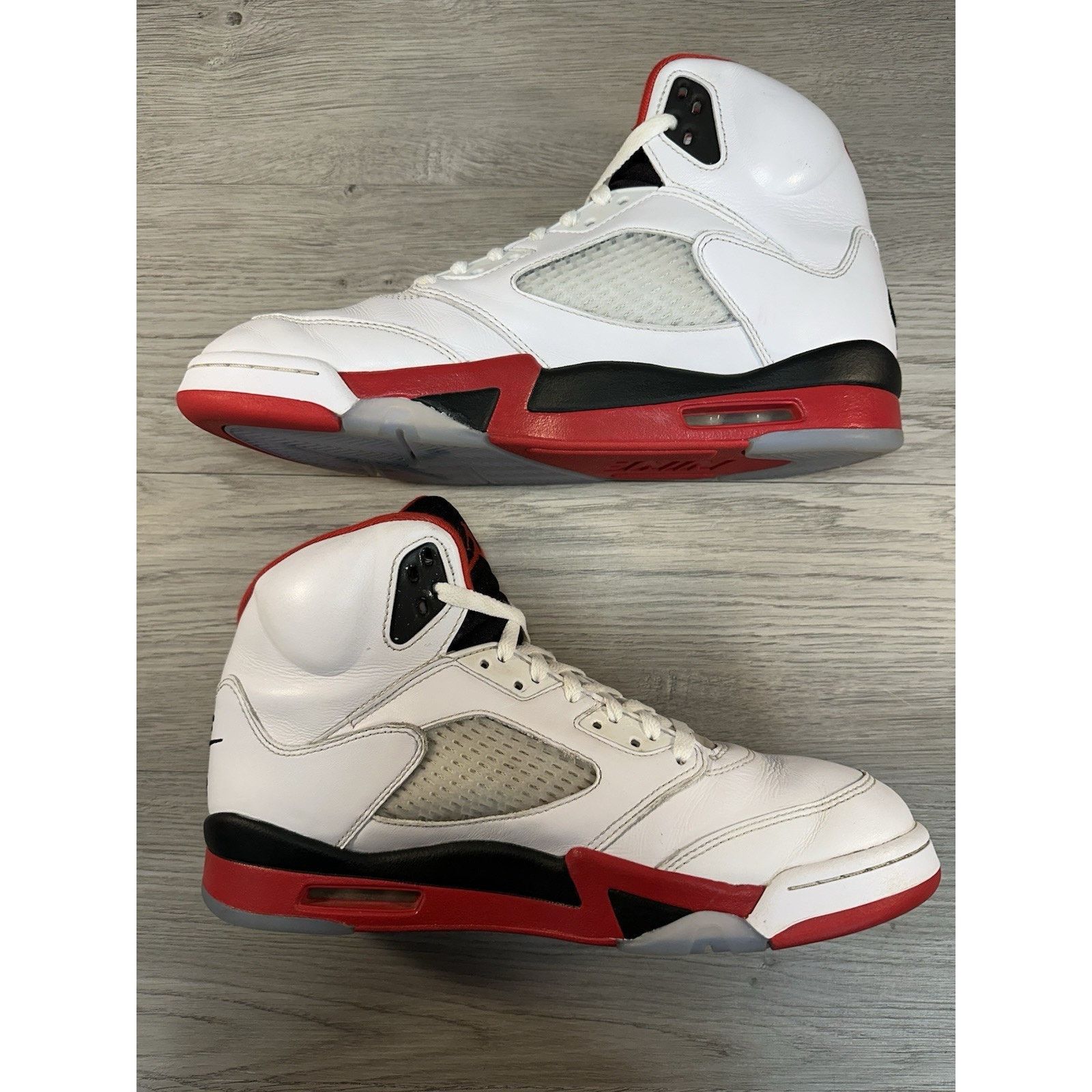 Jordan Brand Air Jordan 5 Retro Fire Red 2025 - Size 11 Size US 11 / EU 44 - 3 Thumbnail