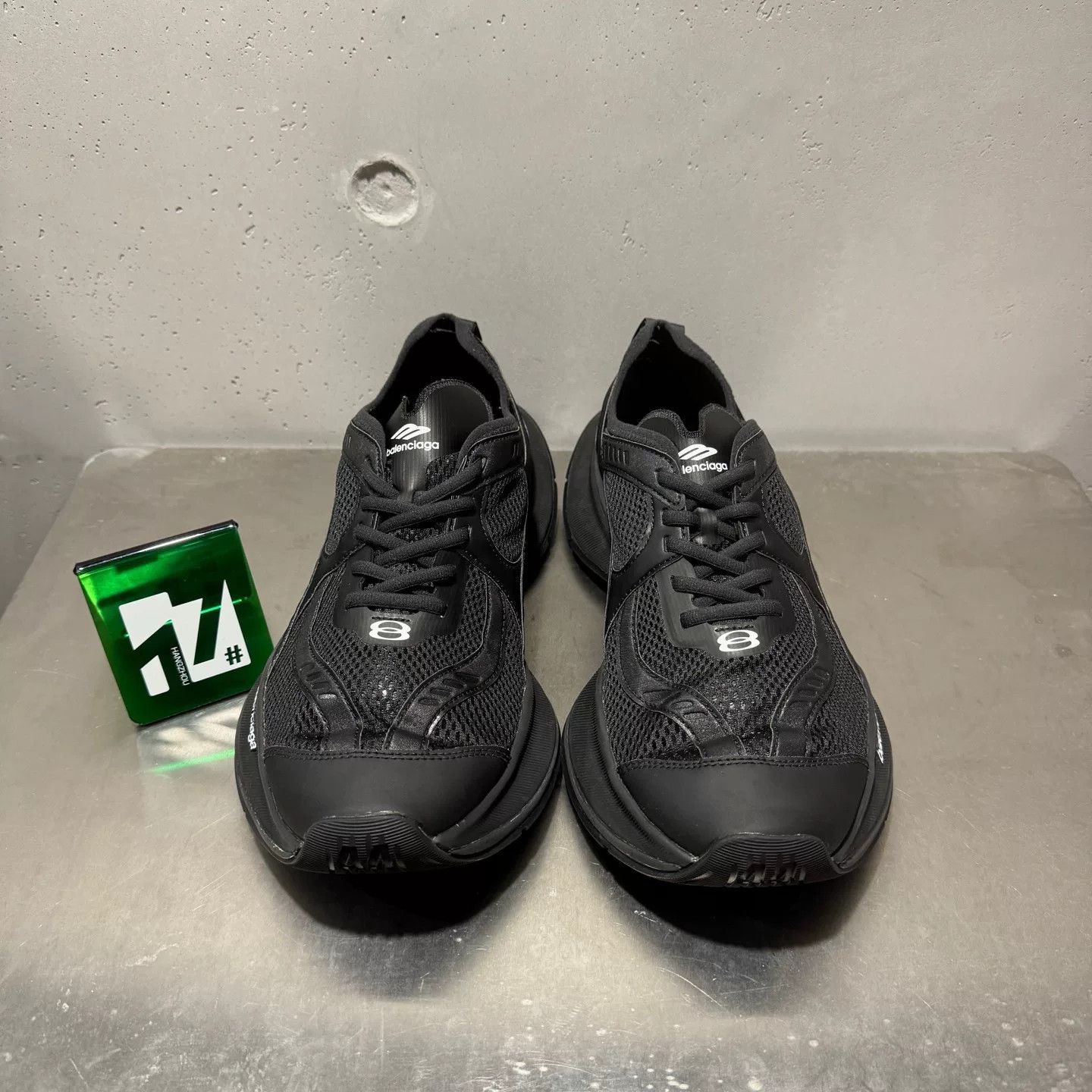 Balenciaga Balenciaga Black Lowtop Sneakers 44 Men Size US 10.5 / EU 43-44 - 1 Thumbnail