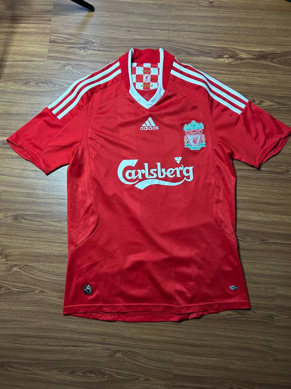 Vintage FC Liverpool season 2008/09 number 8 size L Size US L / EU 52-54 / 3 - 1 Thumbnail