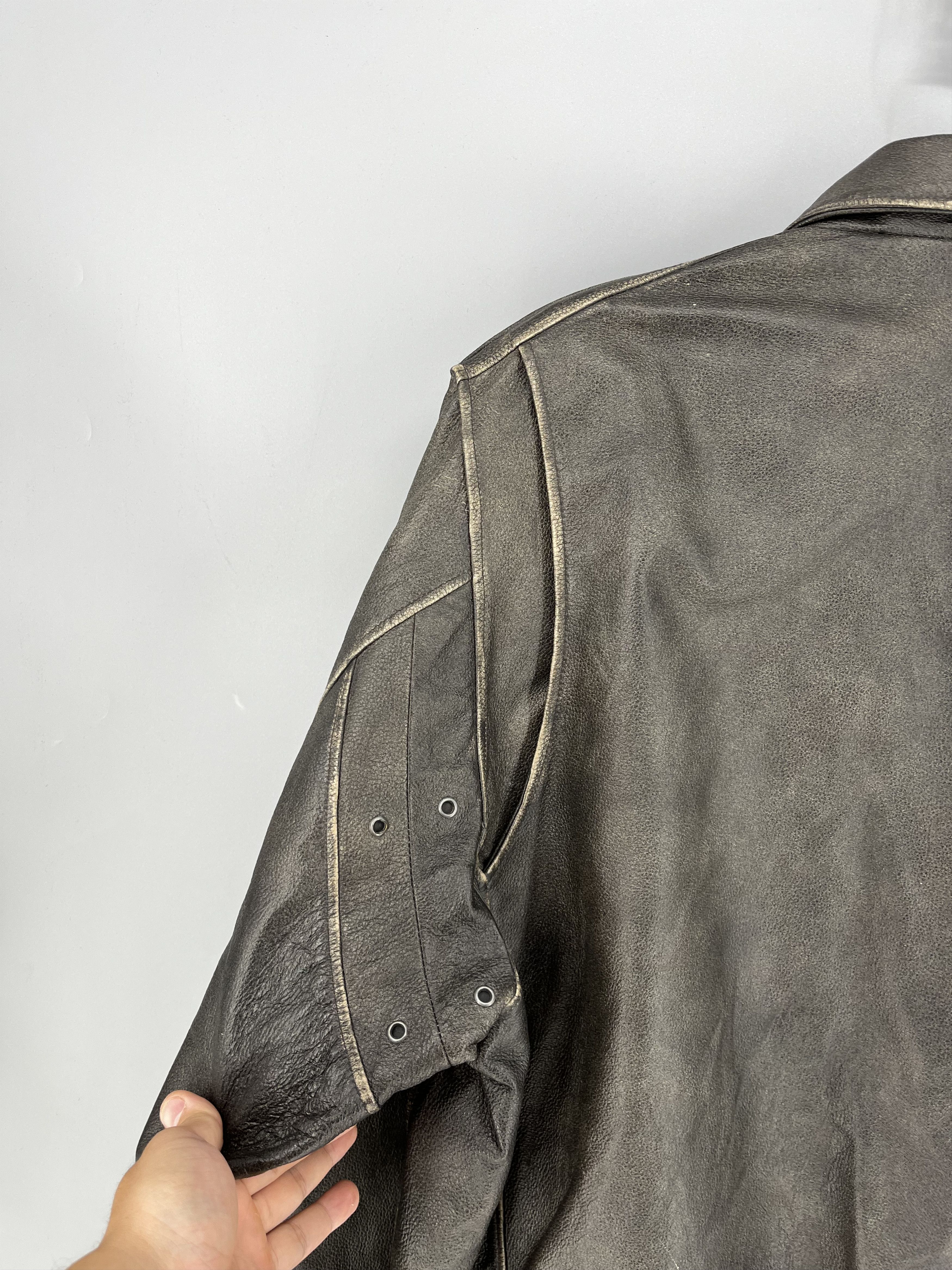 Vintage Explorer Vtg Leather Bomber Jacket – Distressed Patina 90s Size US XXL / EU 58 / 5 - 17 Thumbnail