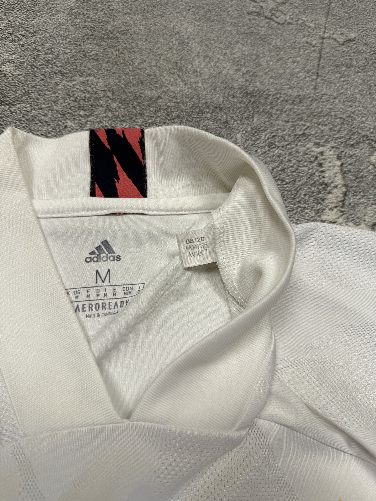 Adidas Adidas Real Madrid Home Soccer Jersey T-Shirt Size US M / EU 48-50 / 2 - 9 Thumbnail