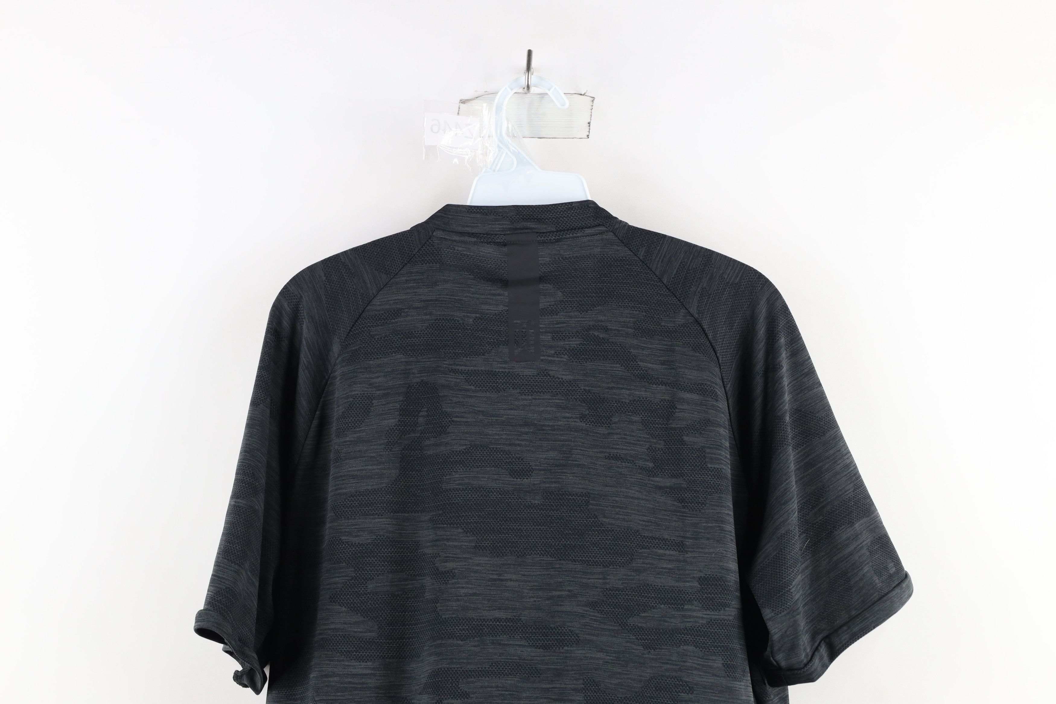 Nike × Vintage Nike Bowling State University Hockey Camouflage T-Shirt Size US L / EU 52-54 / 3 - 10 Thumbnail