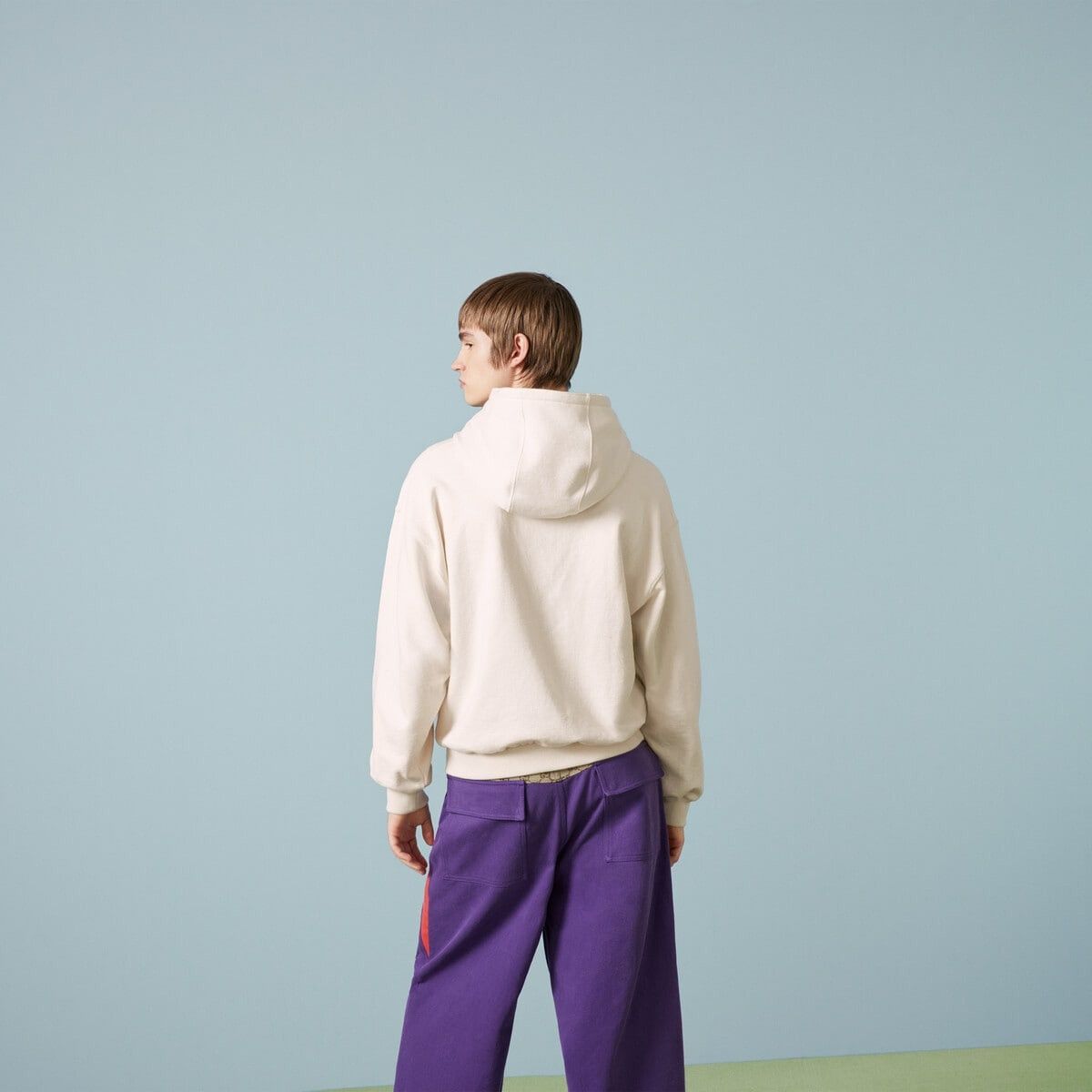 Gucci o1s1wg110225 Felted Cotton Sweatshirt Hoodie Patch in Ivory Size US XS / EU 42 / 0 - 4 Thumbnail