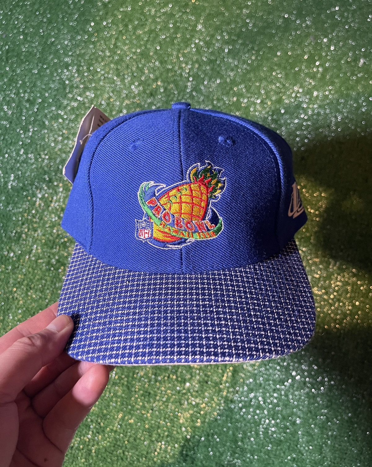 image of Logo Athletic x Nfl Hawaii Pro Super Bowl in Blue, Men's