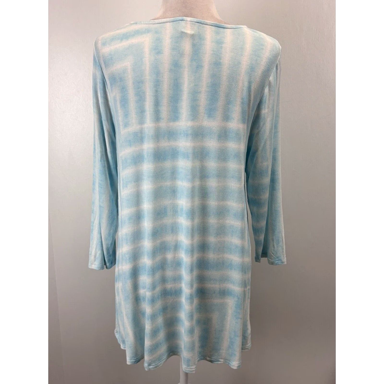 Vintage VINTAGE Chicos Tie Dye Tunic Shirt Womens Medium Blue White Stretch 3/4 Sleeve Size M / US 6-8 / IT 42-44 - 3 Thumbnail