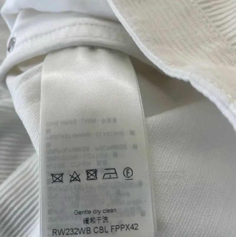 Louis Vuitton Louis Vuitton Women's White Casual Pants . Size 22" - 4 Thumbnail