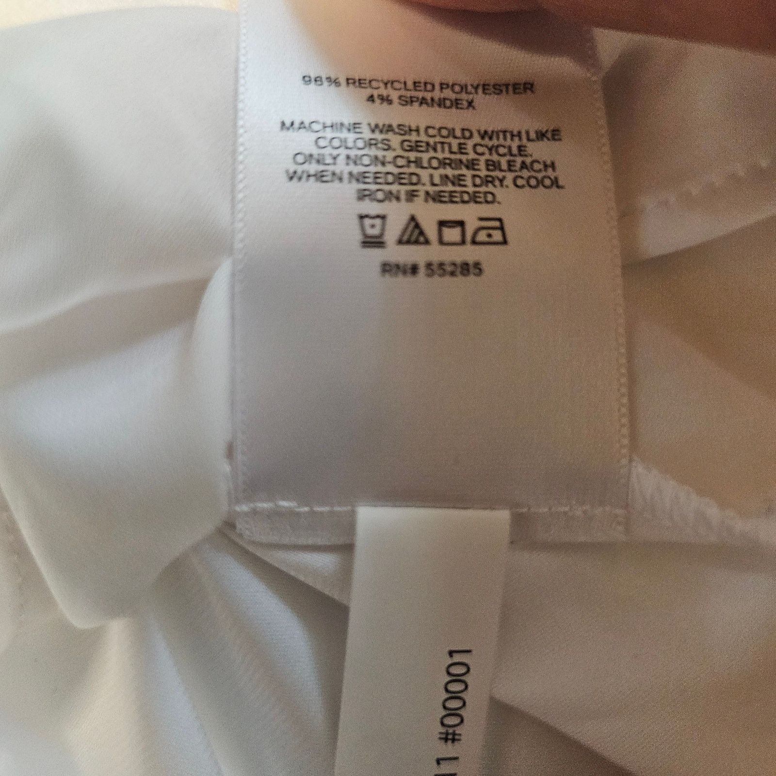 Express Express Basic White Minimalist Top Pleated Shoulder M 3582 Size M / US 6-8 / IT 42-44 - 4 Thumbnail