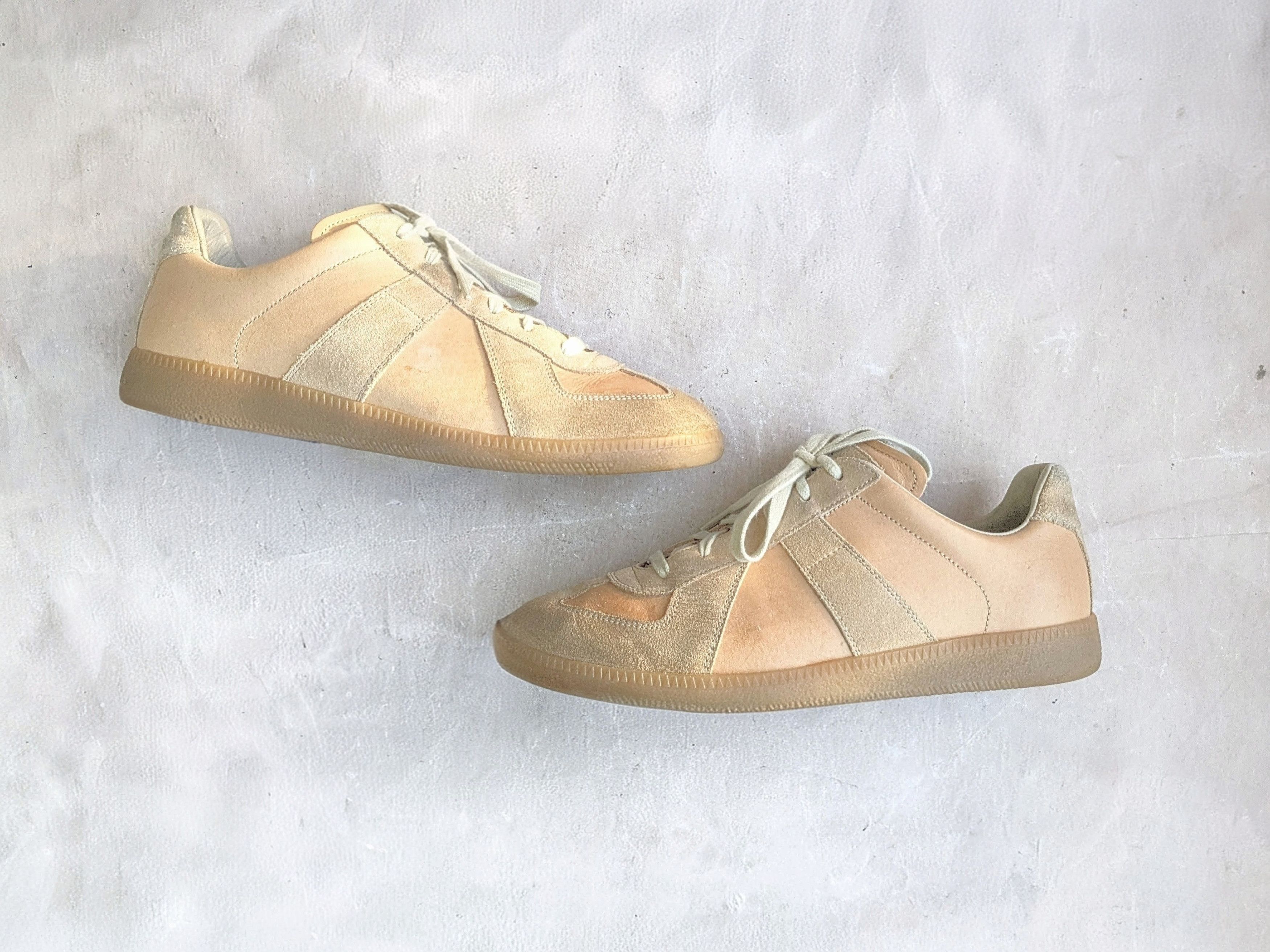 Maison Margiela Maison Margiela Replica GAT 8 41 Low Tops Size US 8 / EU 41 - 1 Thumbnail
