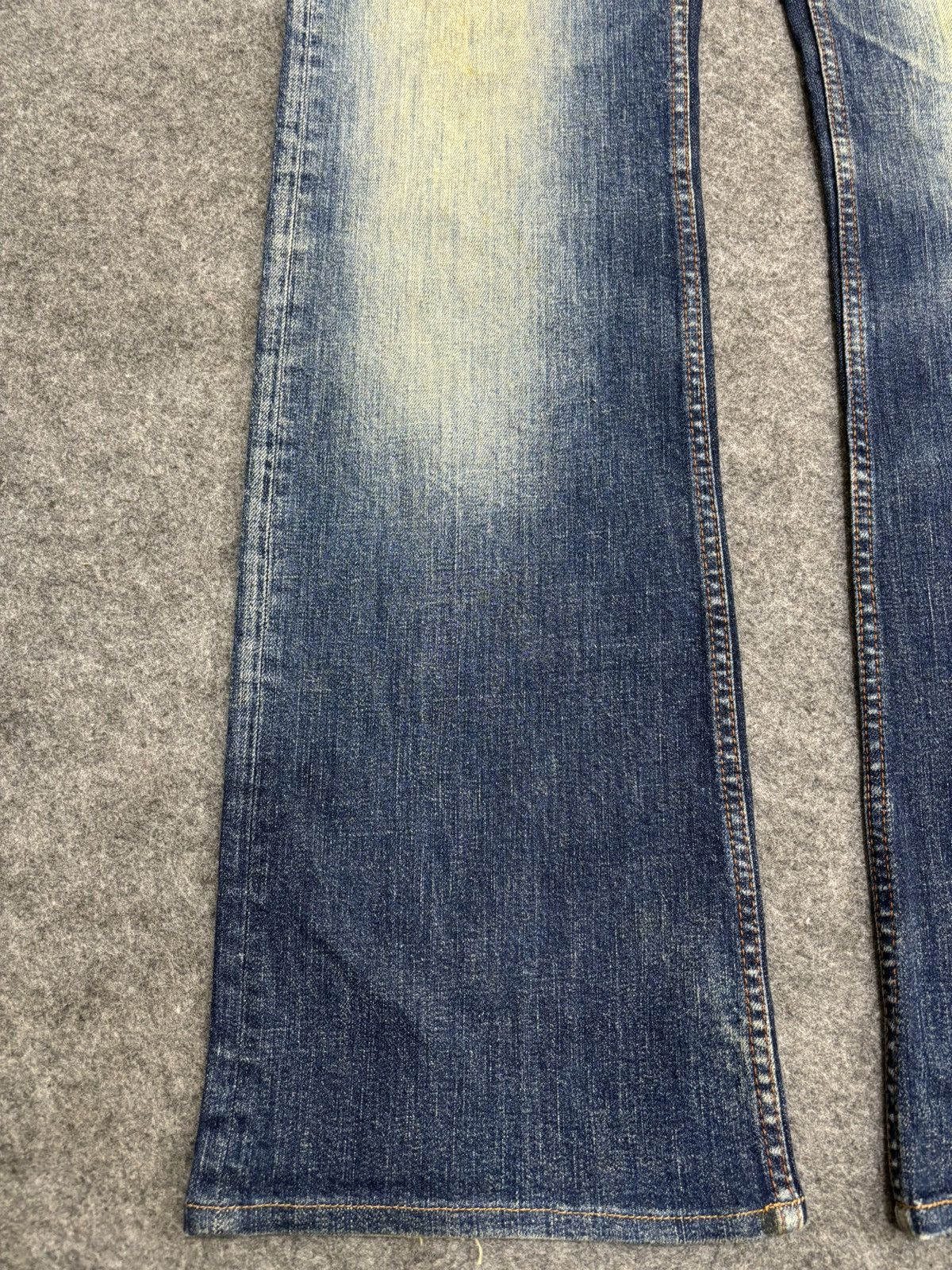 Japanese Brand 💥Super Flare💥Vtg 90s Style Blue Way StoneWash Denim F472 Size US 32 / EU 48 - 11 Thumbnail