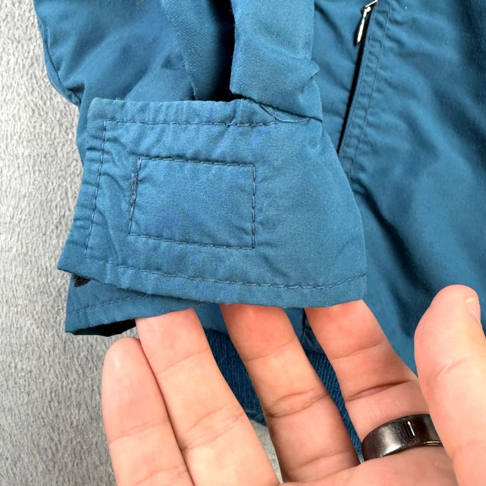 Vintage VINTAGE Woolrich Jacket Woolrich Bomber Jacket XL Men Blue Nylon Lined 90s Chore Pattern: Solid Size US XL / EU 56 / 4 - 4 Thumbnail