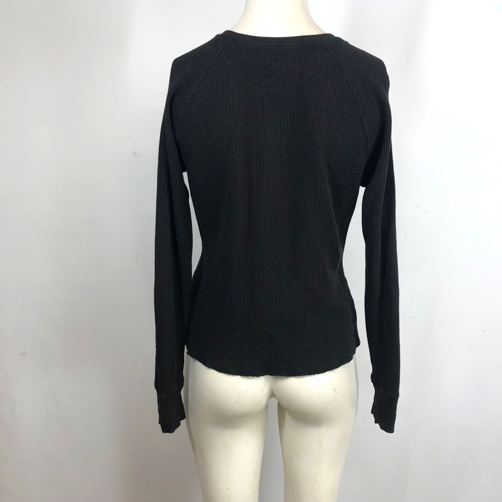 Everlane Everlane Black Waffle Knit Thermal Top Raglan Long Sleeve Small Women Crew Neck Shirt Size S / US 4 / IT 40 - 5 Thumbnail