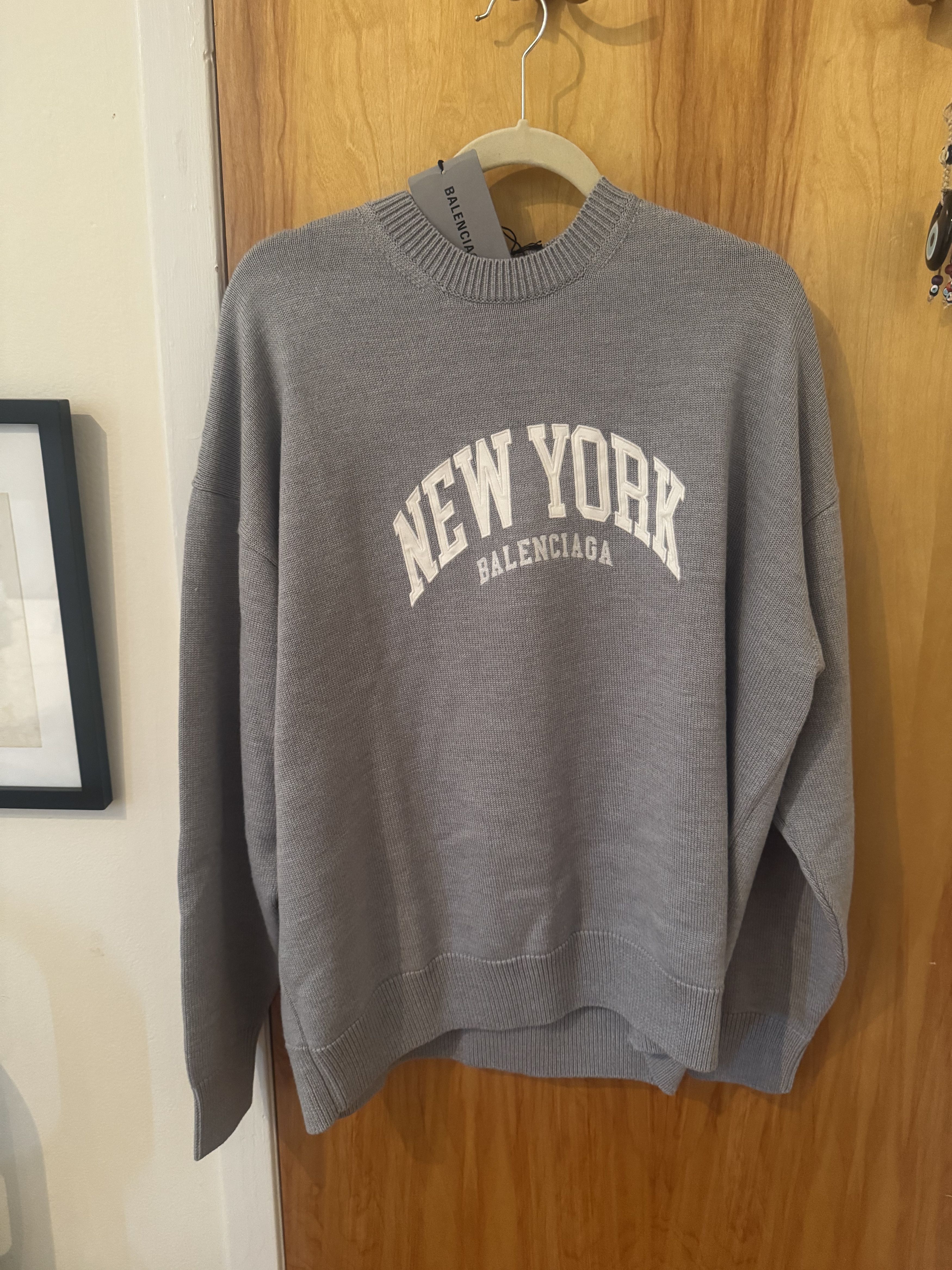 Balenciaga BALENCIAGA New York wool sweater limited edition Size US M / EU 48-50 / 2 - 2 Thumbnail