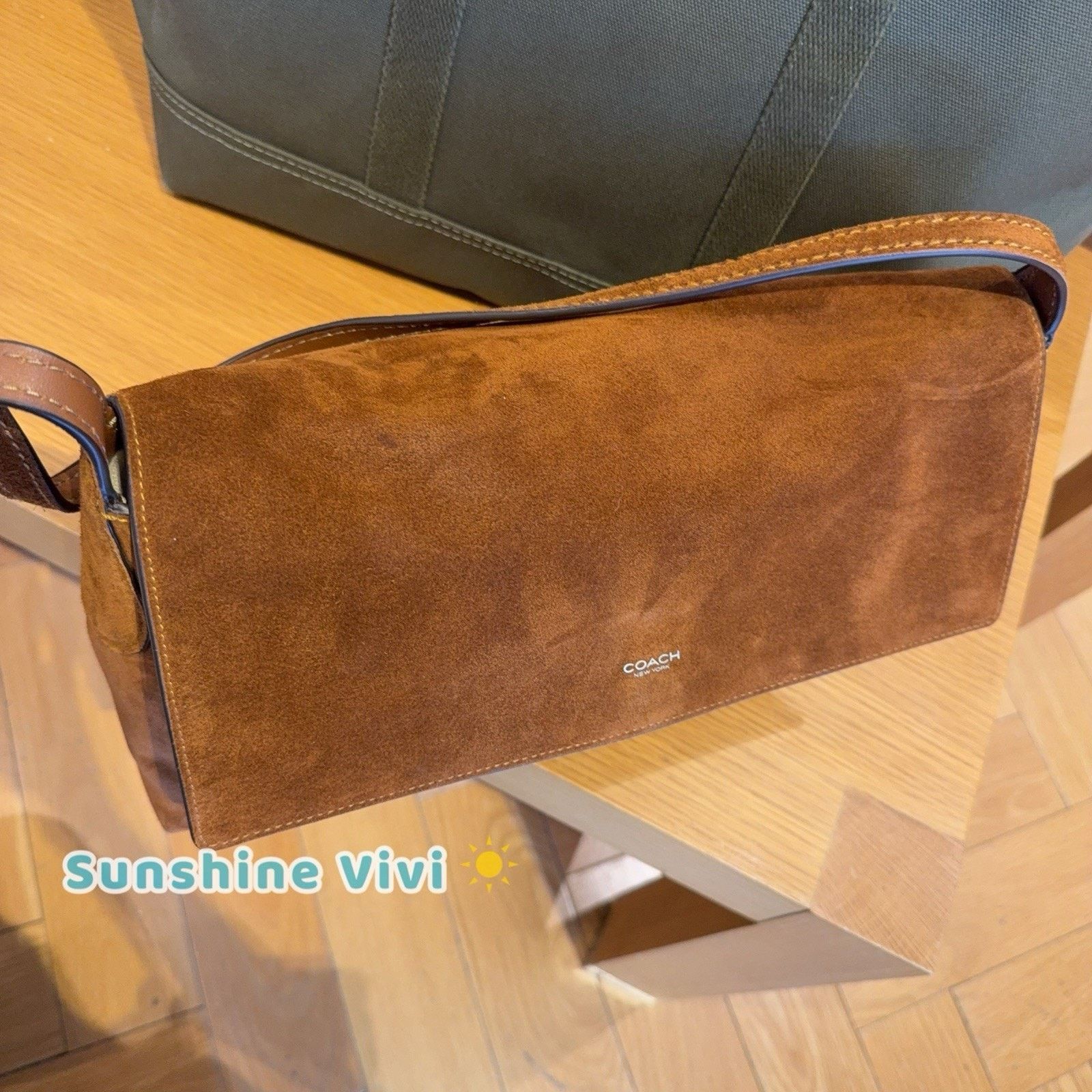 Coach NWT Coach Chelsea Shoulder Bag 36 Warm Brown CDT20 Suede Size ONE SIZE - 6 Thumbnail