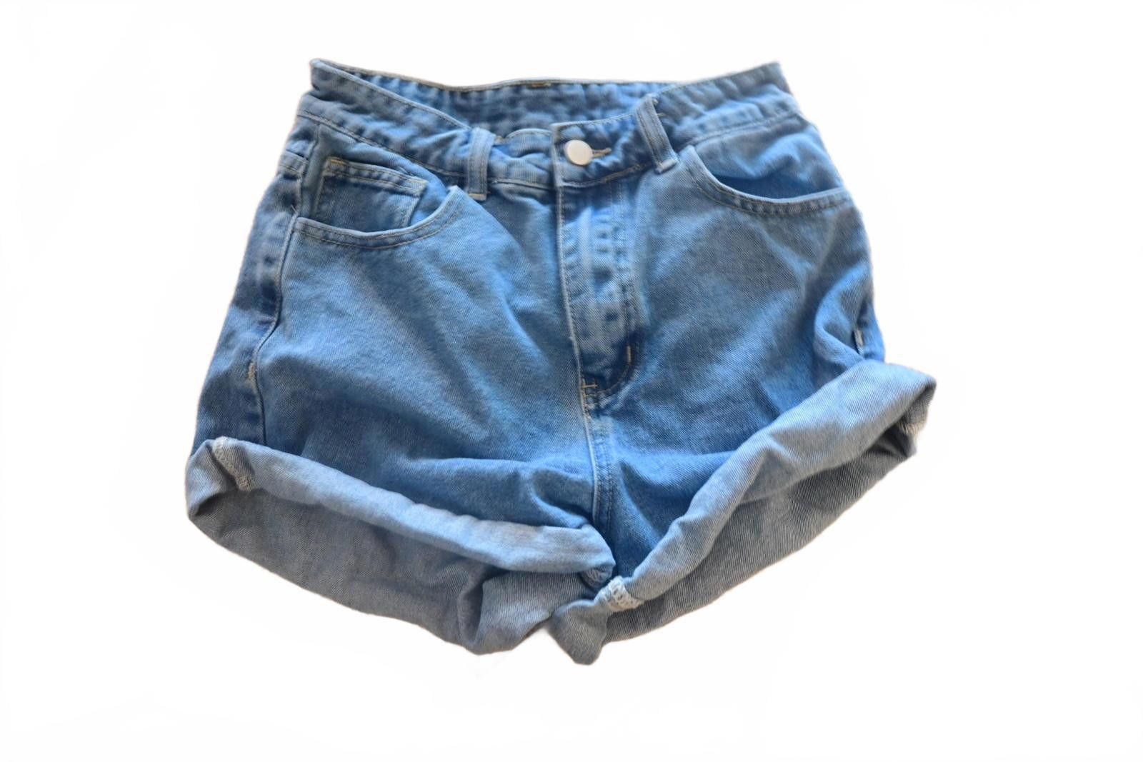 Shein SHEIN Classic Light Blue Denim Shorts with Rolled Hem Medium Size US 32 / EU 48 - 1 Thumbnail