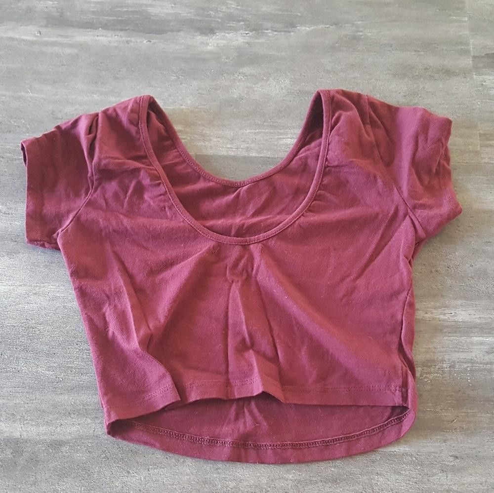 Designer Burgundy Solid Melville Cropped Short Sleeve Size ONE SIZE - 2 Thumbnail