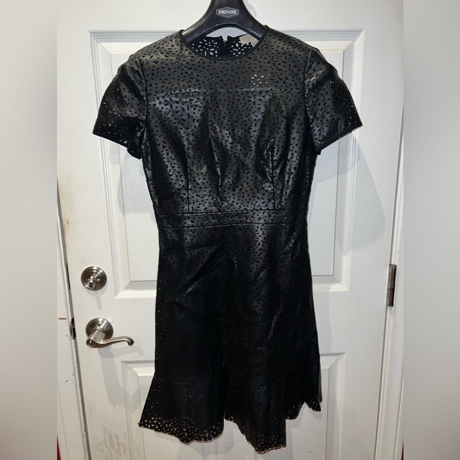 Michael Kors Michael Kors Black Dress A-Line Eyelet Trim Short Sleeve 4 Size S / US 4 / IT 40 - 4 Thumbnail