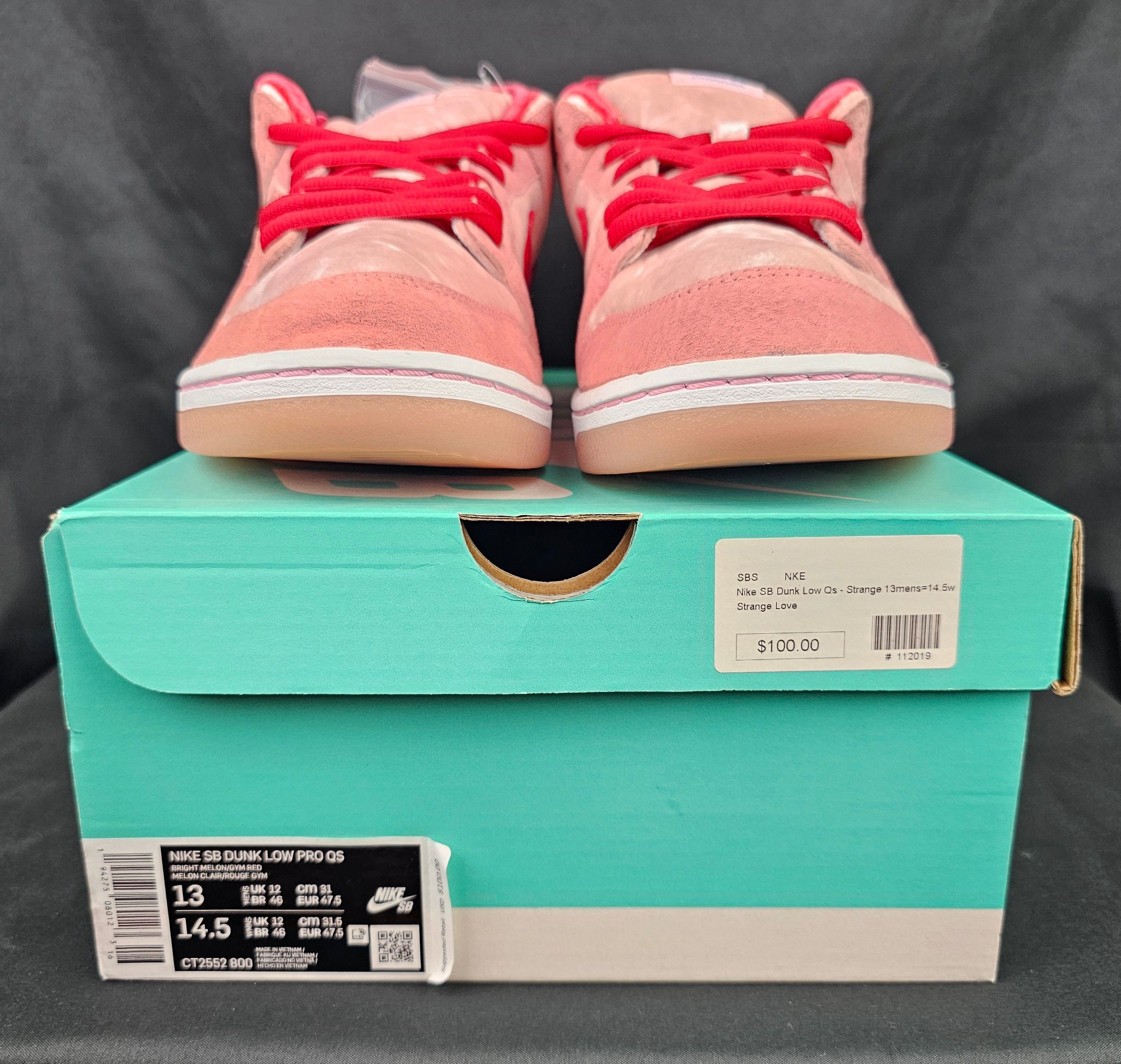 Nike × StrangeLove Skateboards Nike SB Dunk Low x StrangeLove Valentine's Day 2020 Men's Size US 13 / EU 46 - 8 Thumbnail