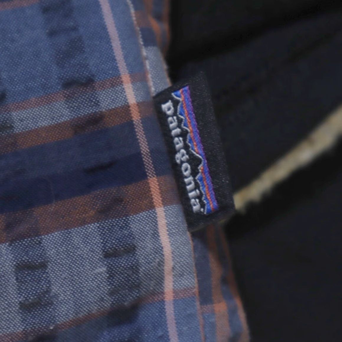 Patagonia Patagonia Men's L Indigo Plaid Button Up Shirt Puckerwear 53004 Size US L / EU 52-54 / 3 - 8 Thumbnail