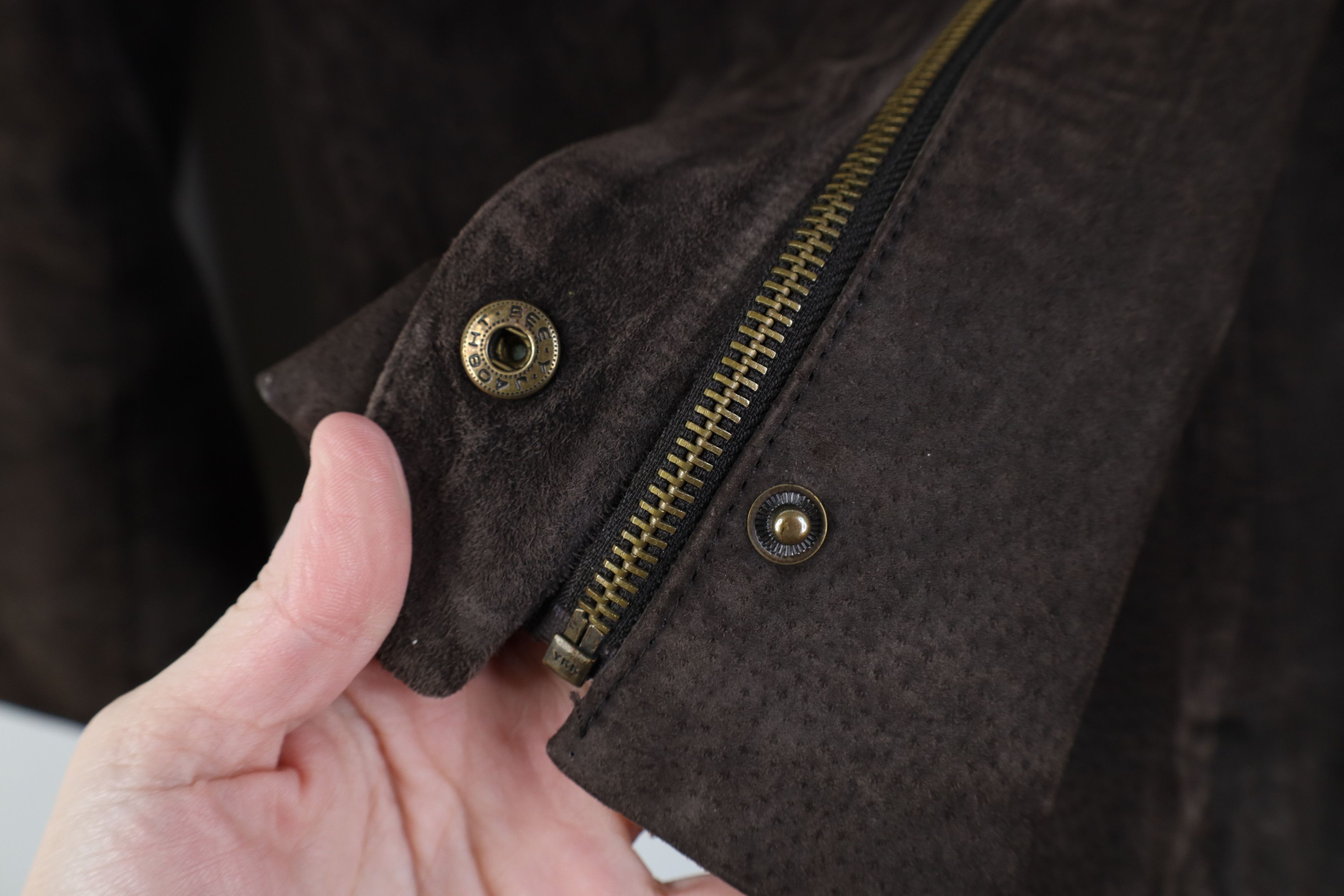 Vintage Vintage 90s Streetwear Suede Leather Full Zip Jacket Size L / US 10 / IT 46 - 13 Thumbnail