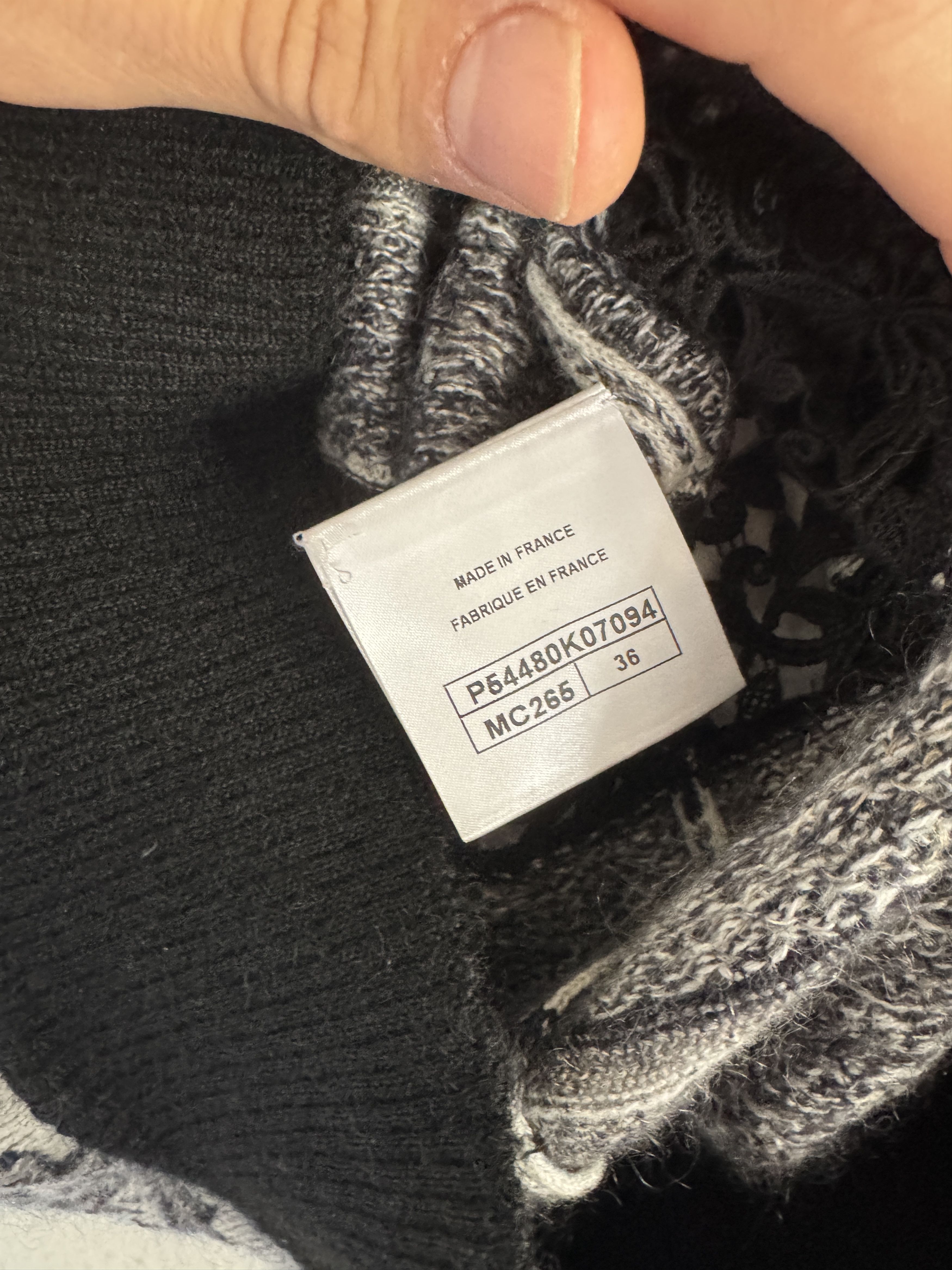 Chanel Chanel Paris-Rome Runway Lace & Cashmere Sweater Size XS / US 0-2 / IT 36-38 - 6 Thumbnail