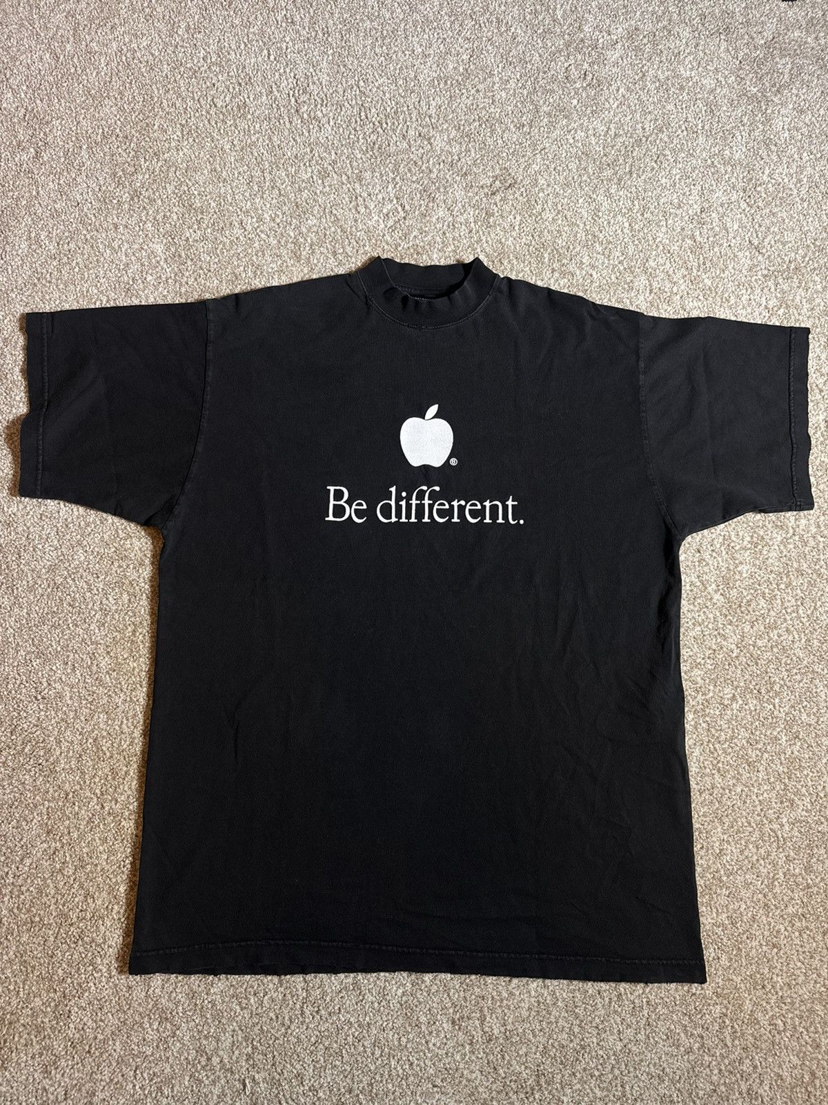 BALENCIAGA apple be different T shirts