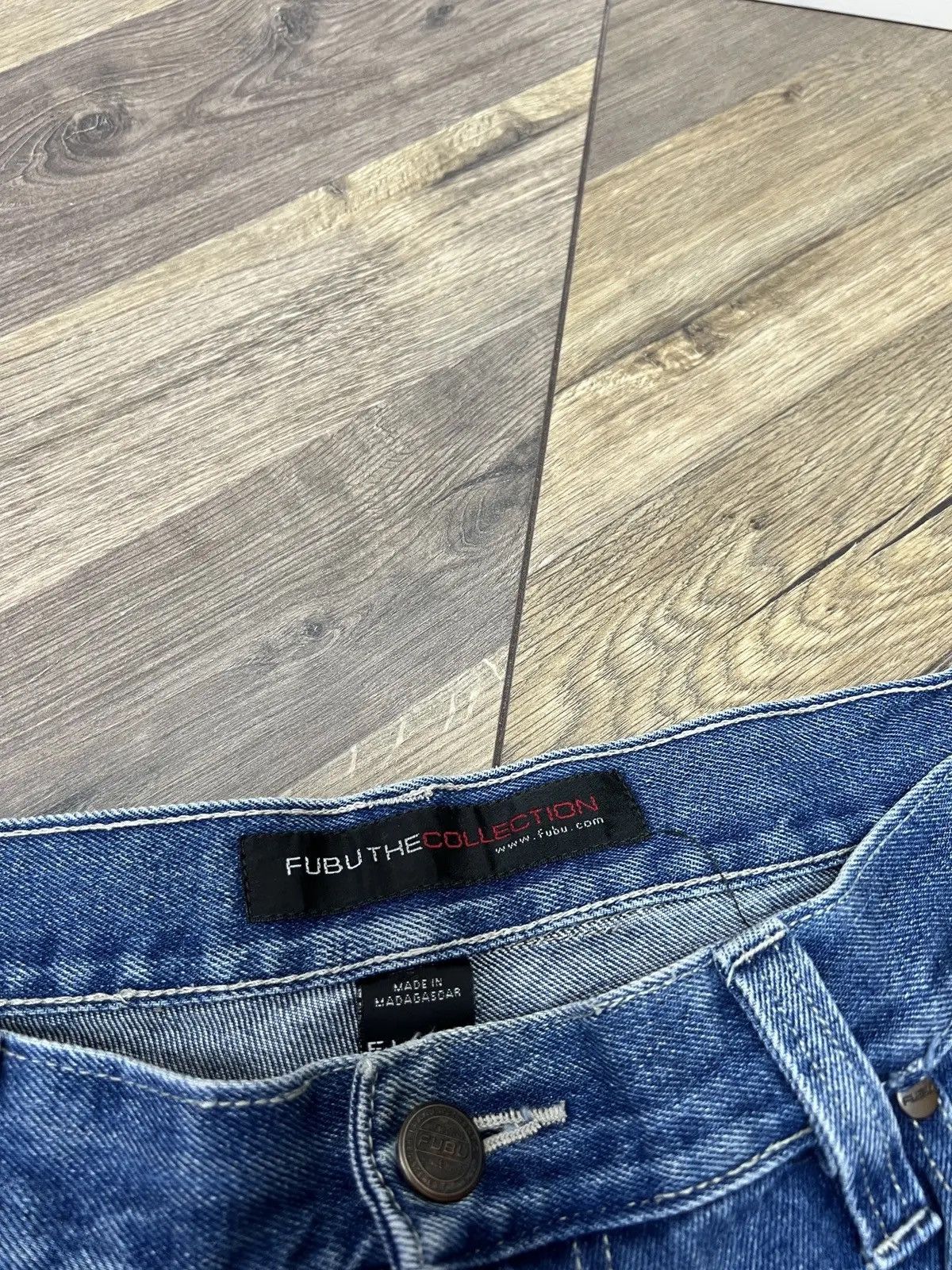 Fubu × Vintage Vintage Fubu Denim Baggy Rap Shorts Size US 38 / EU 54 - 6 Thumbnail