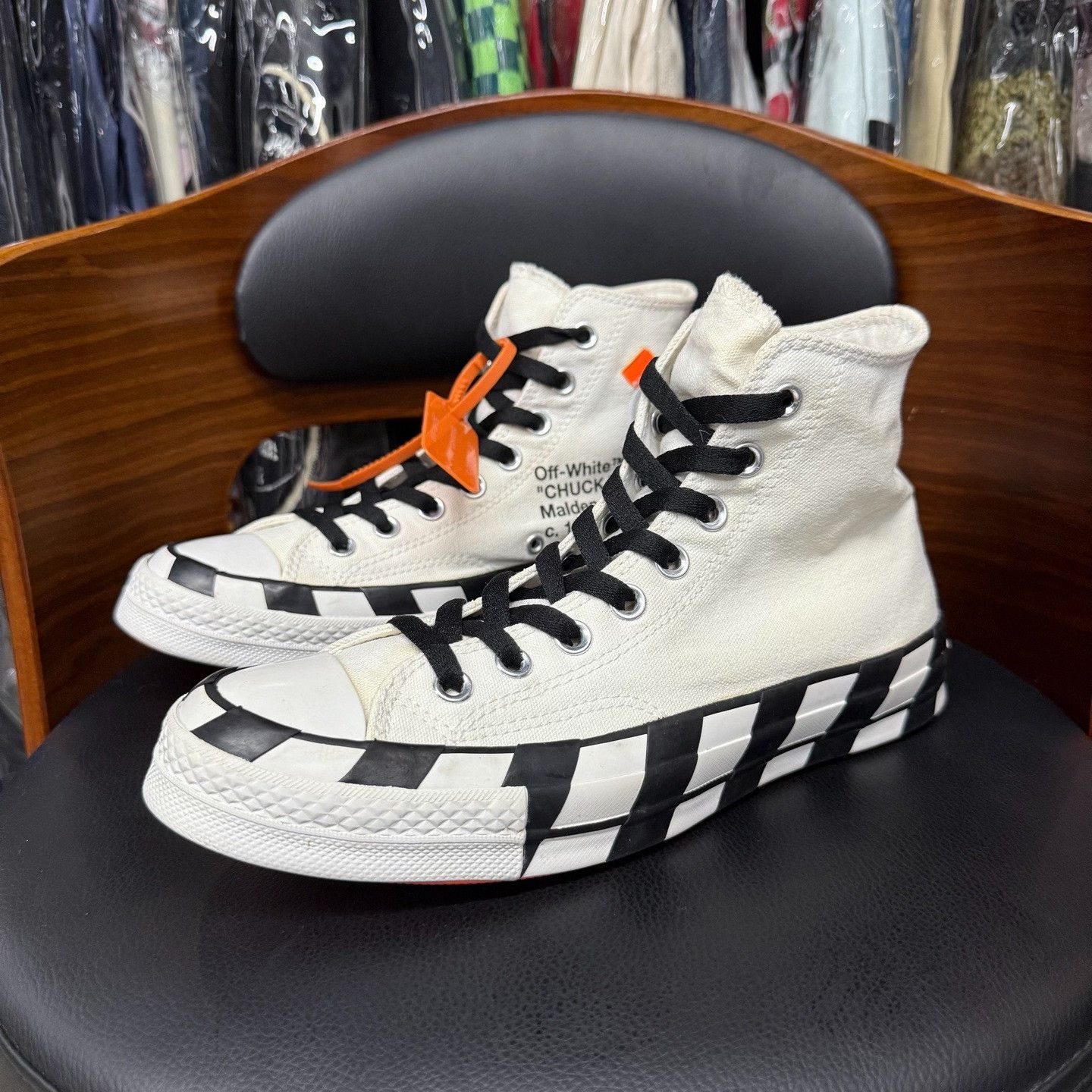 Converse Converse Collab White Lowtop Sneakers 8.5 Men Size US 8.5 / EU 41-42 - 1 Thumbnail