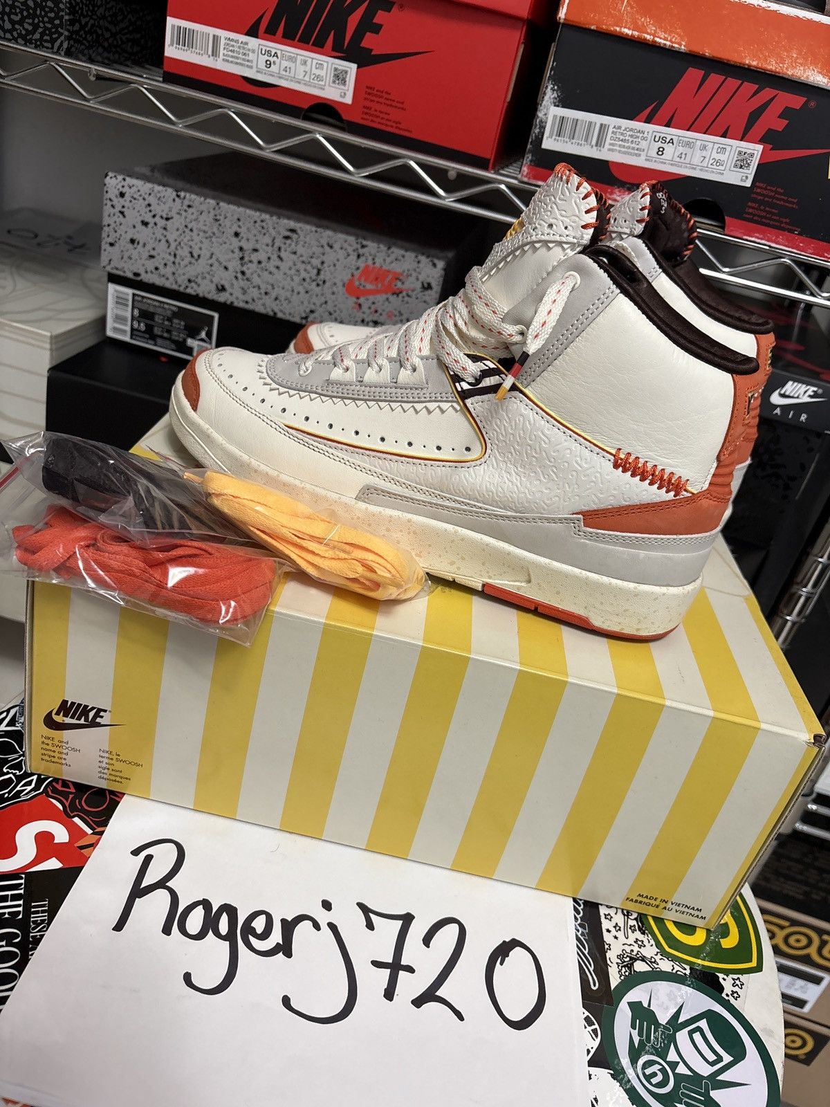 Jordan Brand Jordan 2 Maison Chateau Rogue Size US 8 / EU 41 - 11 Thumbnail