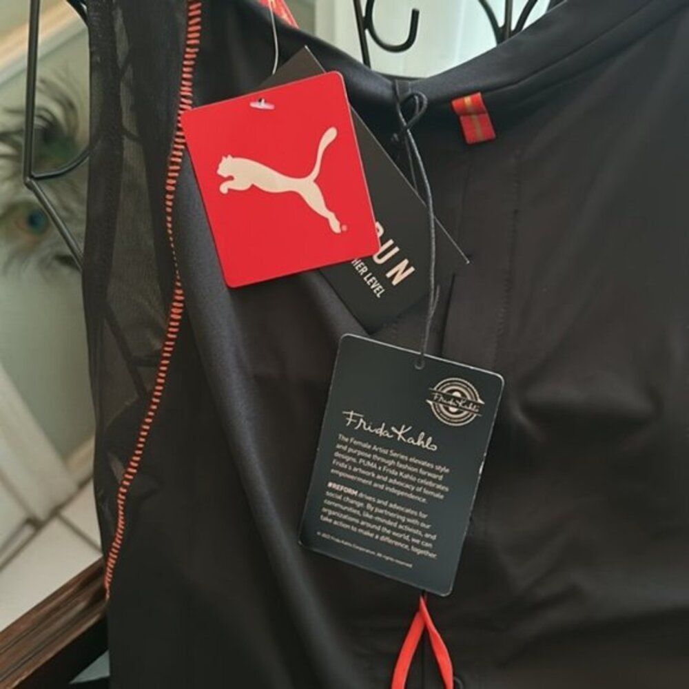 Puma Puma Frida Kahlo X Cloudspun Athletic Tank Tops Black M Size M / US 6-8 / IT 42-44 - 7 Thumbnail