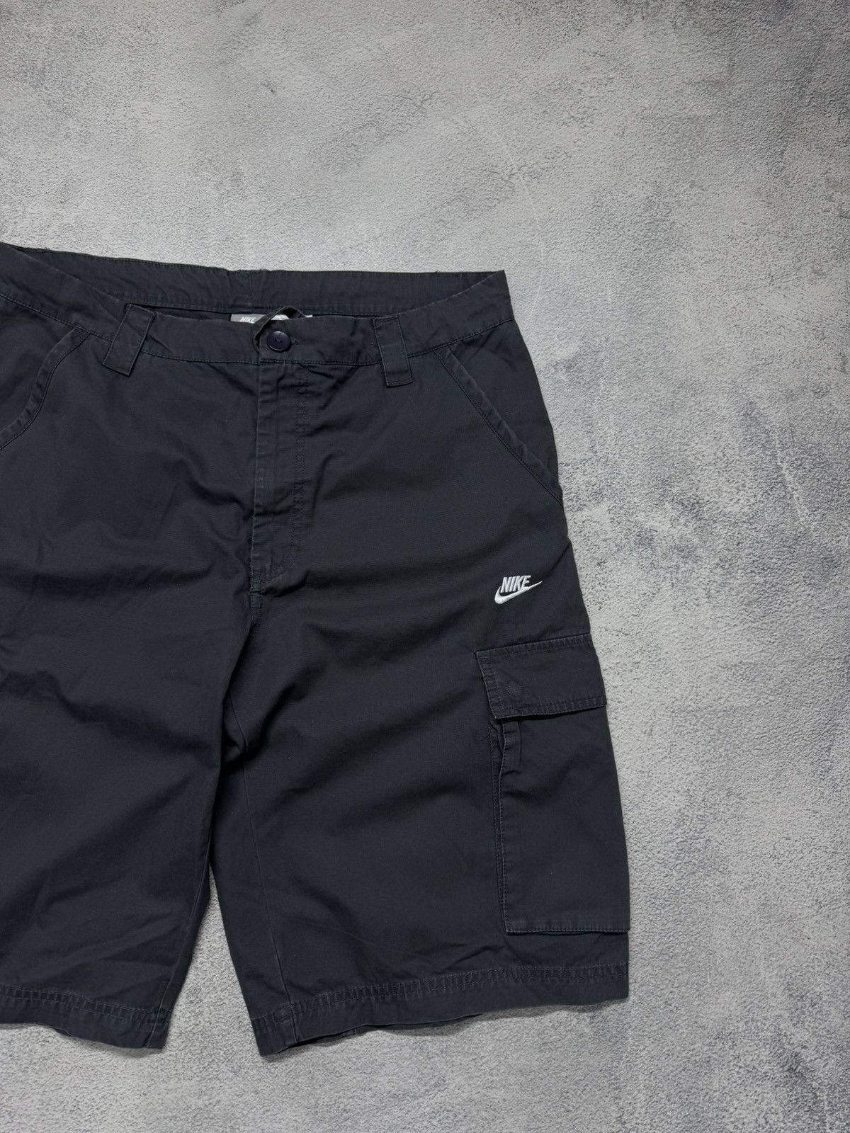 Nike Vintage Y2k Nike Cargo Swoosh Shorts Size US 32 / EU 48 - 6 Thumbnail