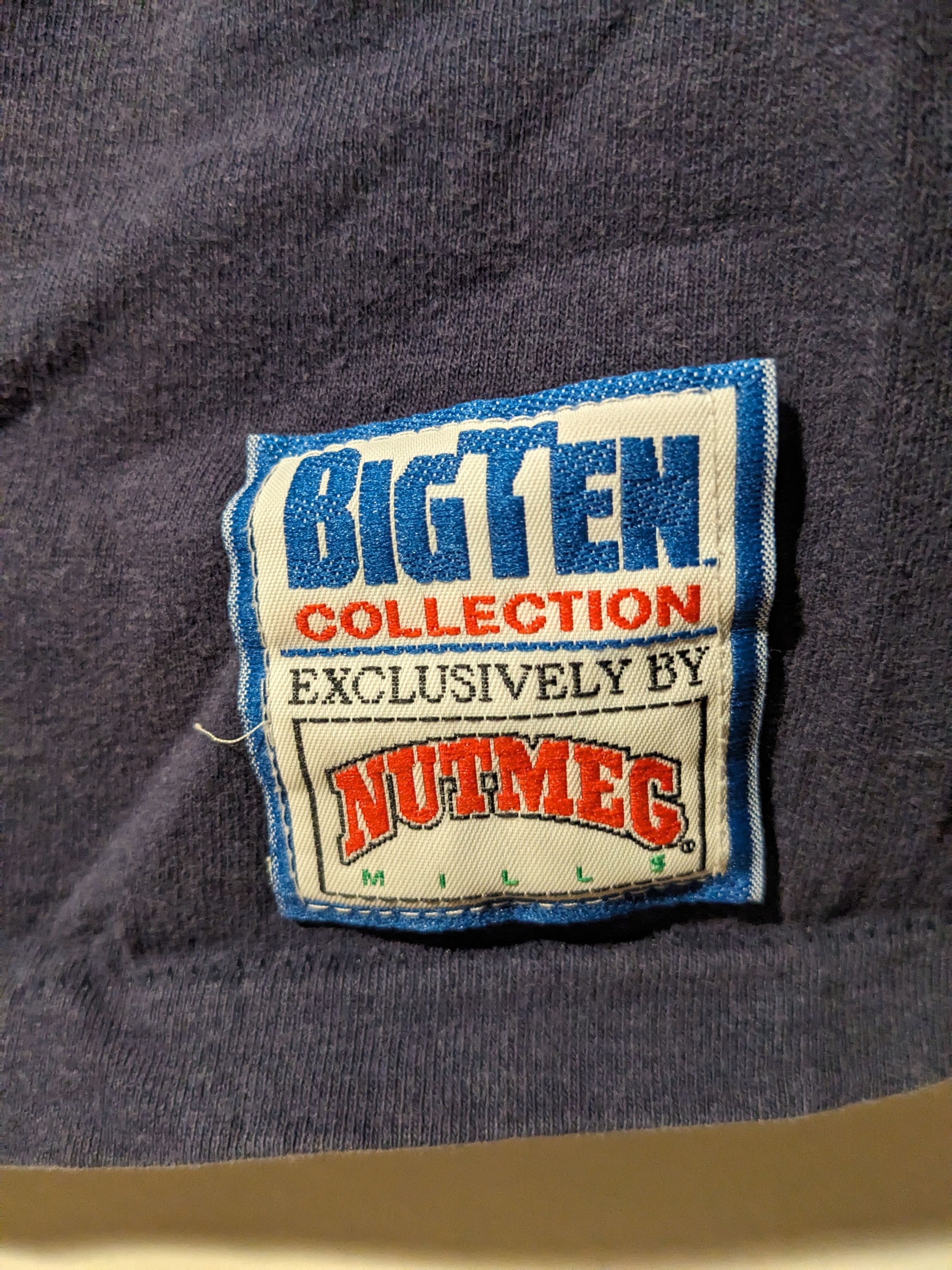Nutmeg × Vintage Vintage 90s Michigan University Nutmeg Youth Medium T-Shirt Size US M / EU 48-50 / 2 - 3 Thumbnail