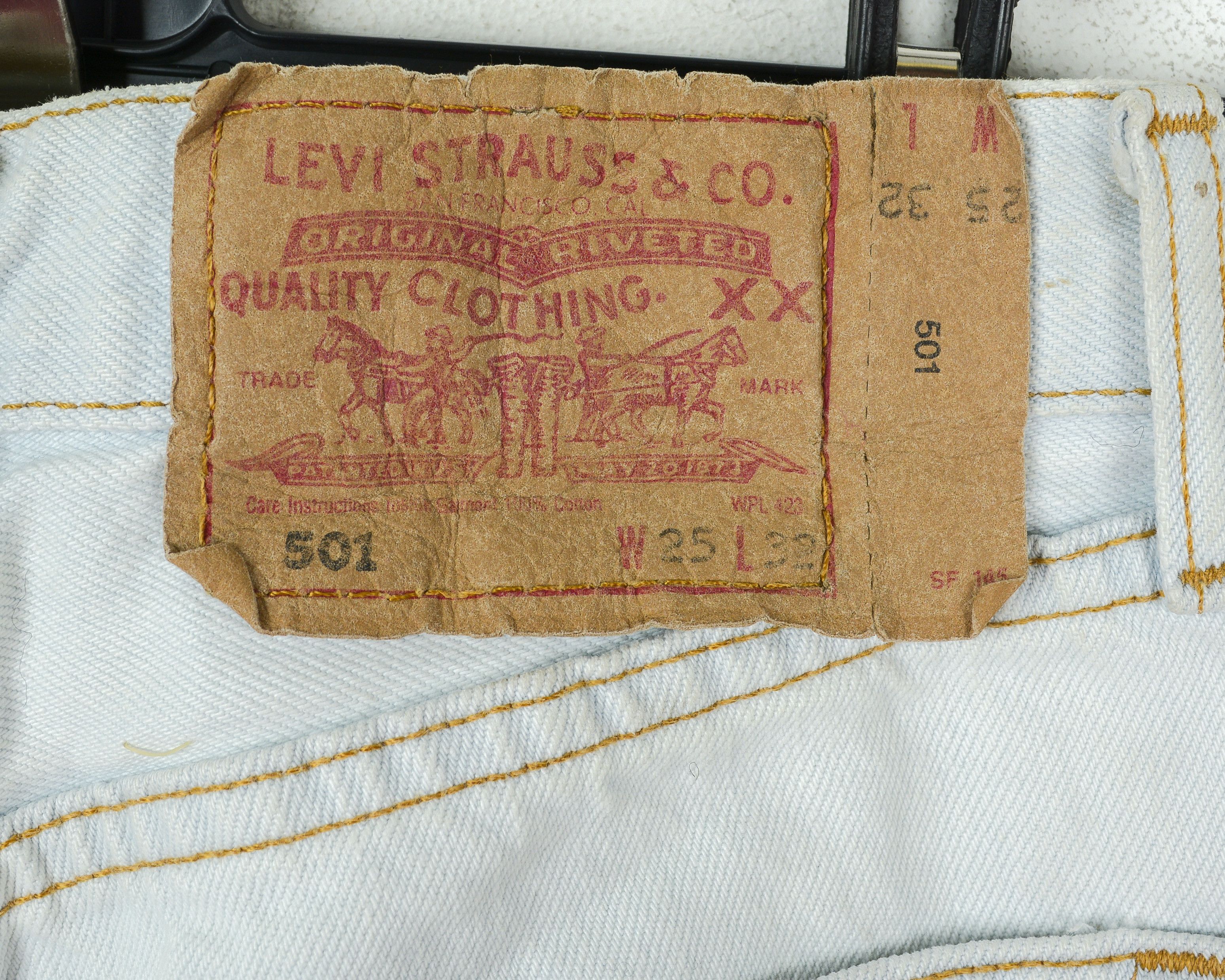 Levi's × Levi's Vintage Clothing × Vintage 501 W26 L32 Straight Jeans Denim Trousers Button Fly Pants Size 26" / US 2 / IT 38 - 5 Thumbnail