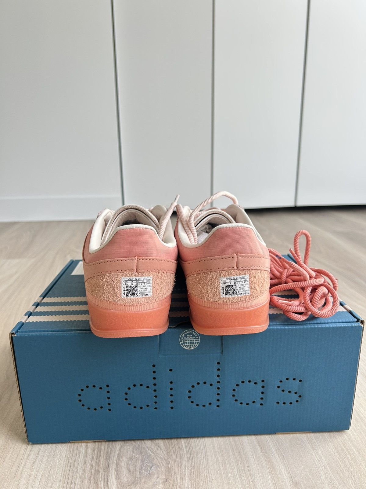 Adidas BAD BUNNY GAZELLE INDOOR Shoes Size US 9.5 / EU 42-43 - 6 Thumbnail