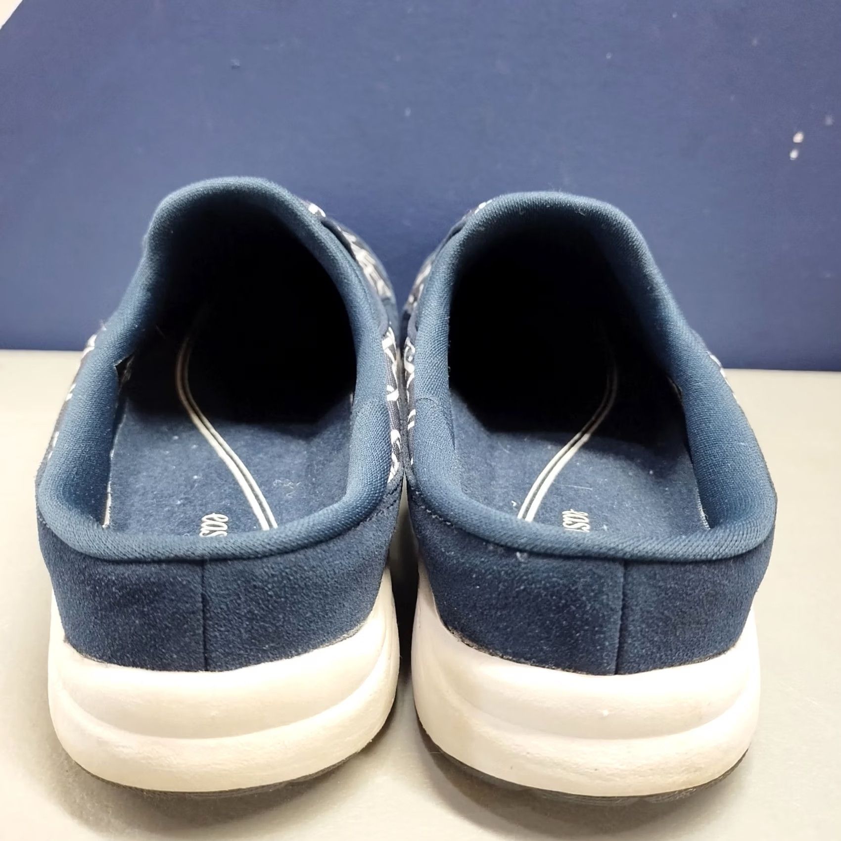 Vintage Easy Spirit Traveltime Clogs Womens US 9W Blue White Slip On Size ONE SIZE - 5 Thumbnail