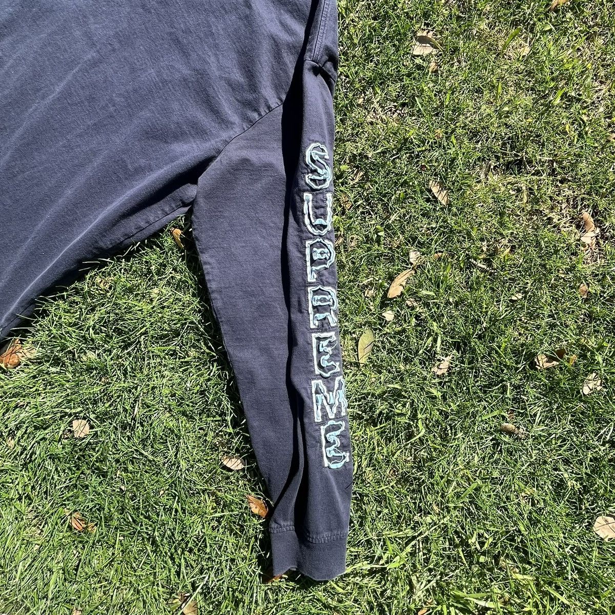 Supreme Supreme Long sleeve cut out blue navy t shirt Size US M / EU 48-50 / 2 - 1 Thumbnail